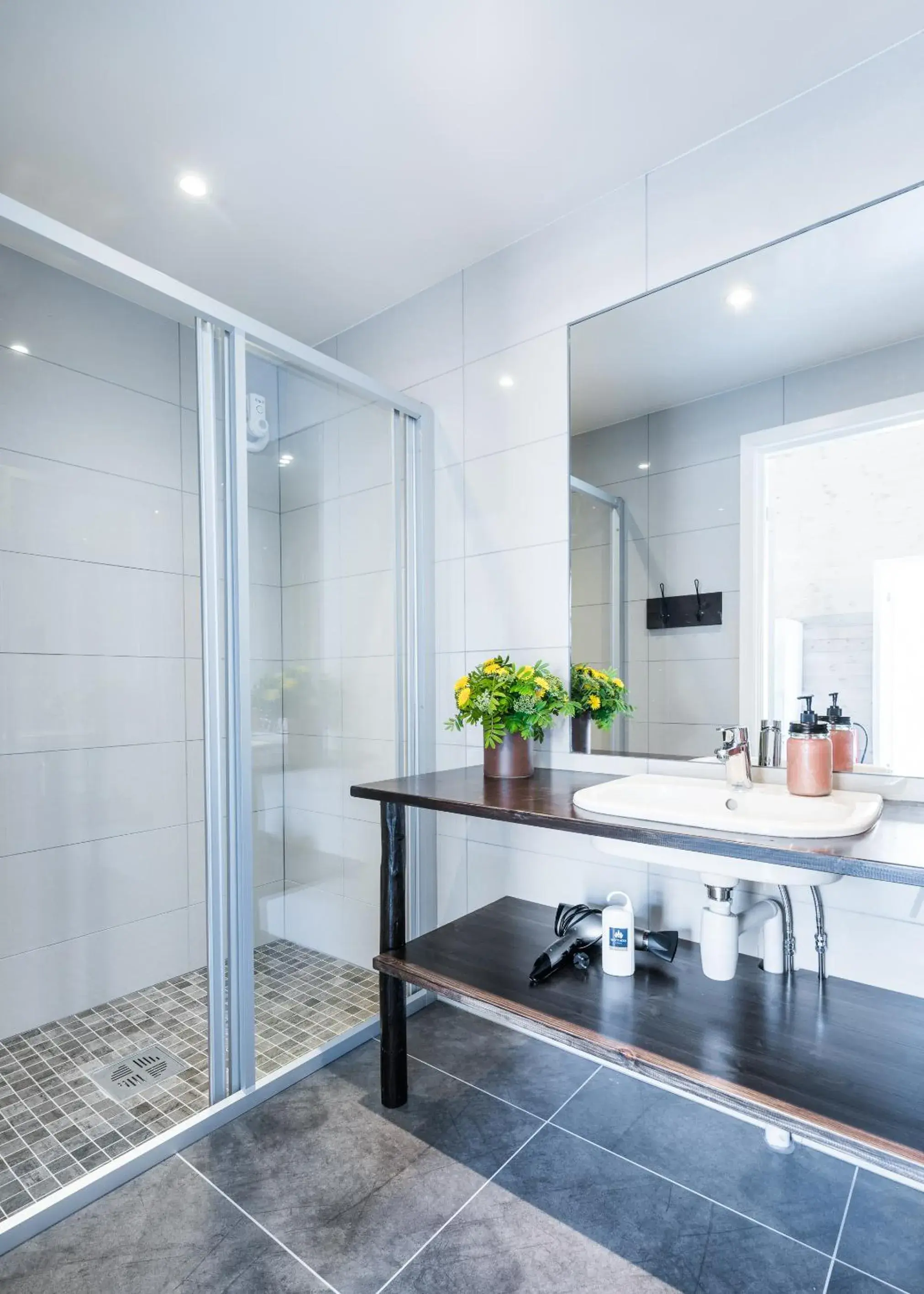 Superior Twin Room with Sea View in Hattvika Lodge Superior Twin Room with Sea View in Hattvika Lodge