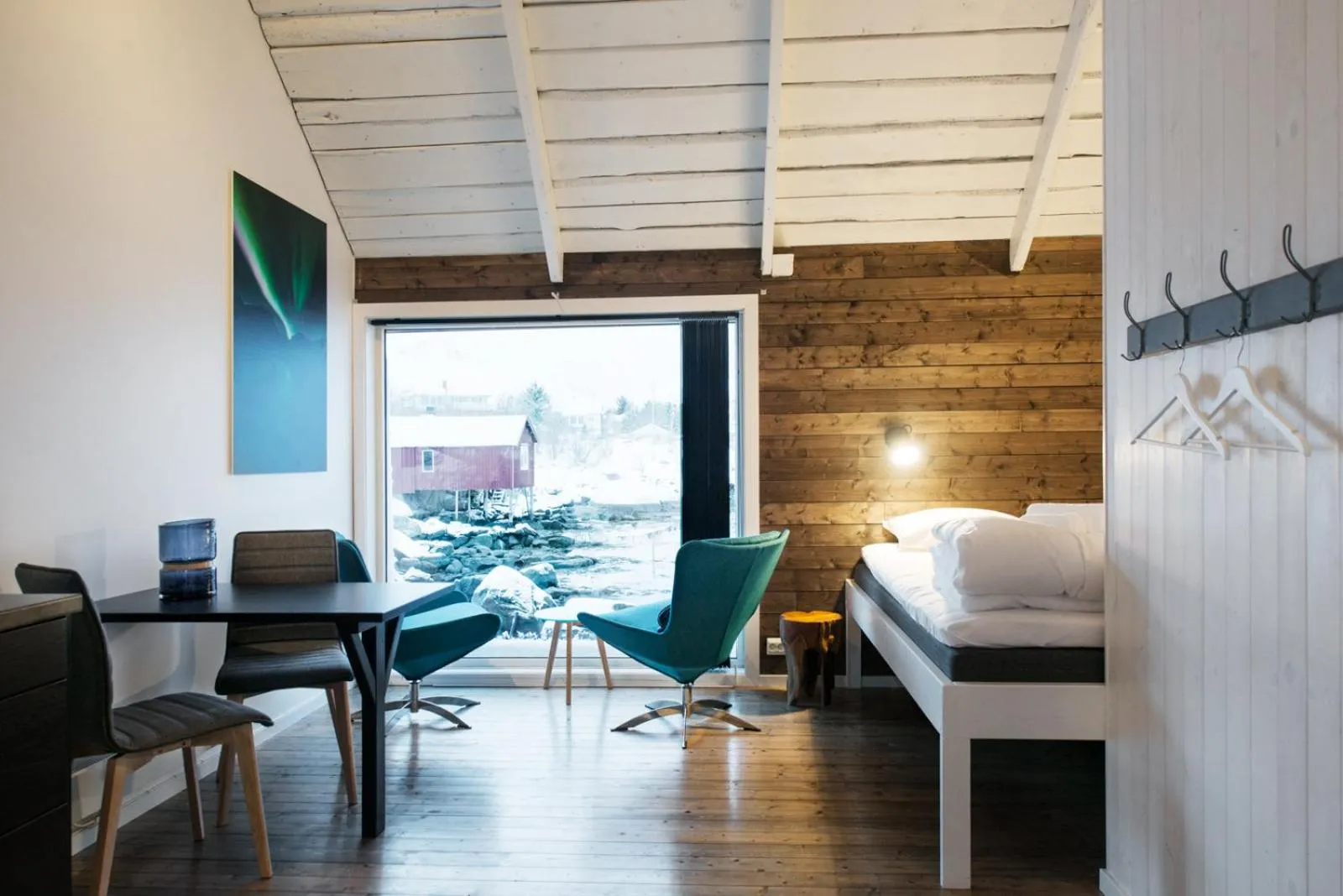 Kitchen or kitchenette, Bed in Hattvika Lodge