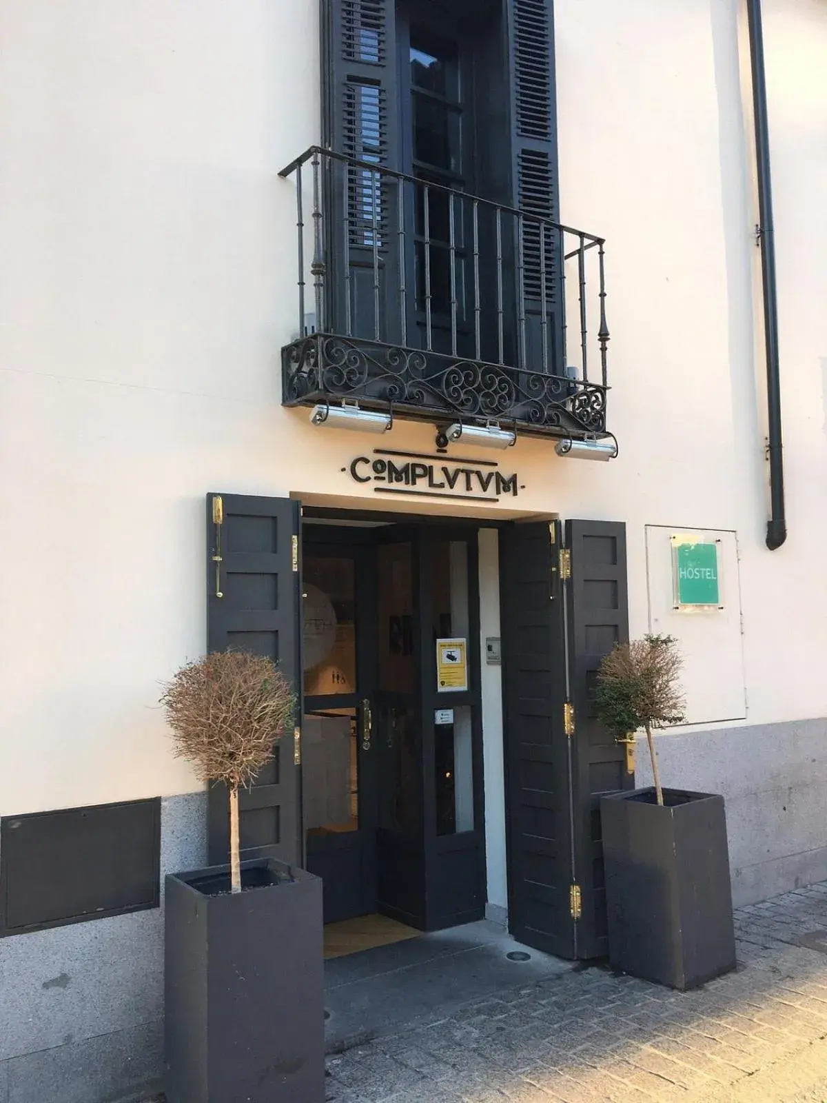 Facade/entrance in H Complutum Facade/entrance in H Complutum