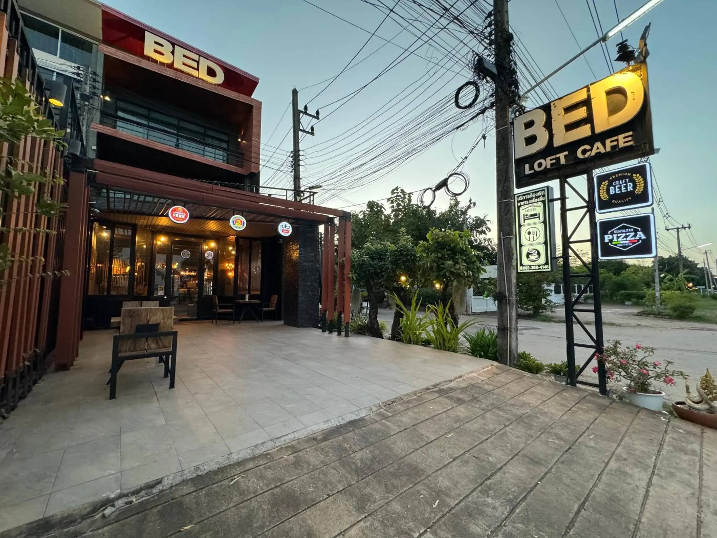 Property building in Bed Loft Cafe Property building in Bed Loft Cafe