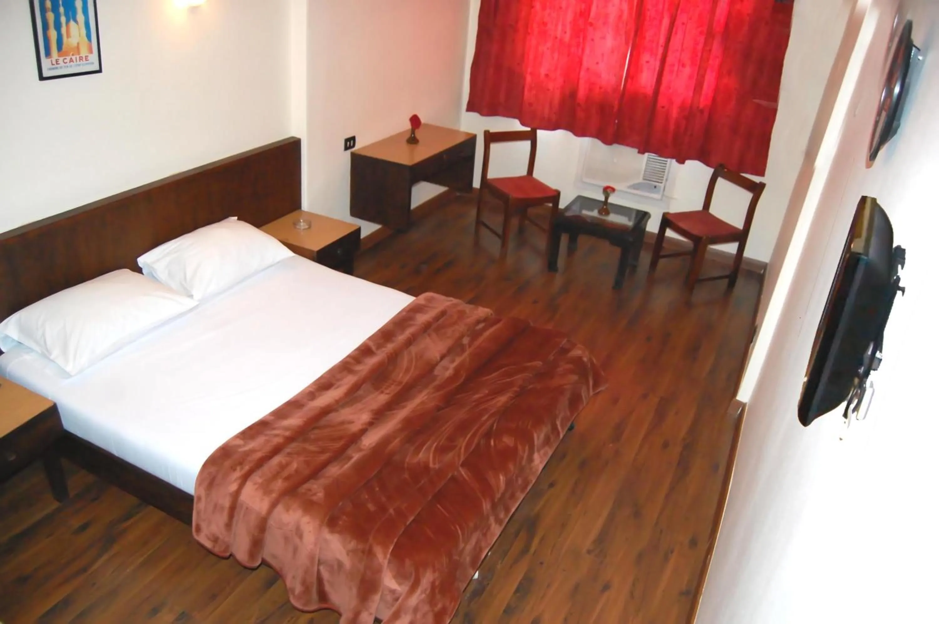 Bed in King Hotel Cairo