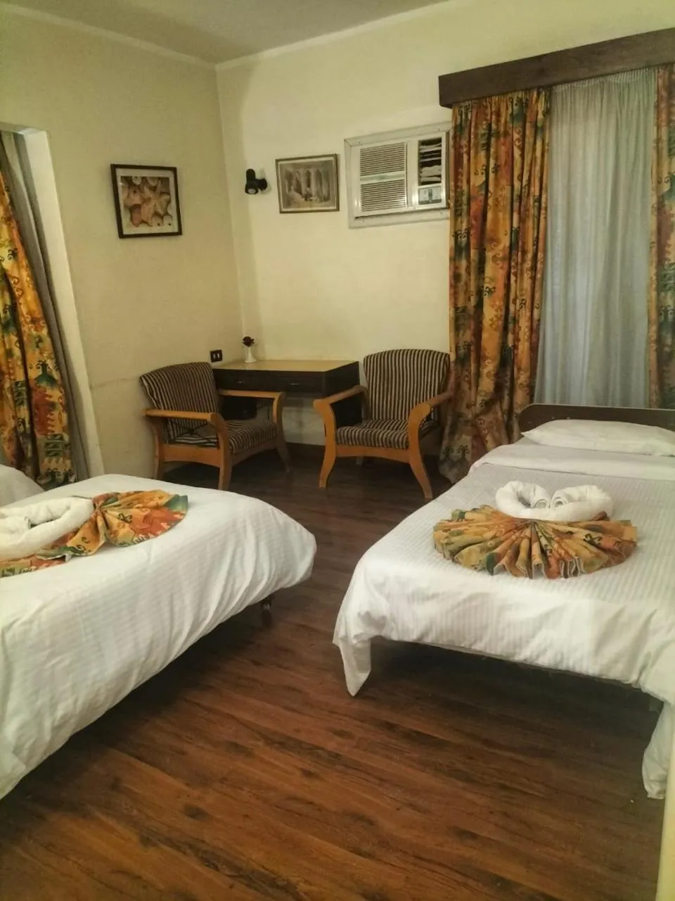 Photo of the whole room in King Hotel Cairo