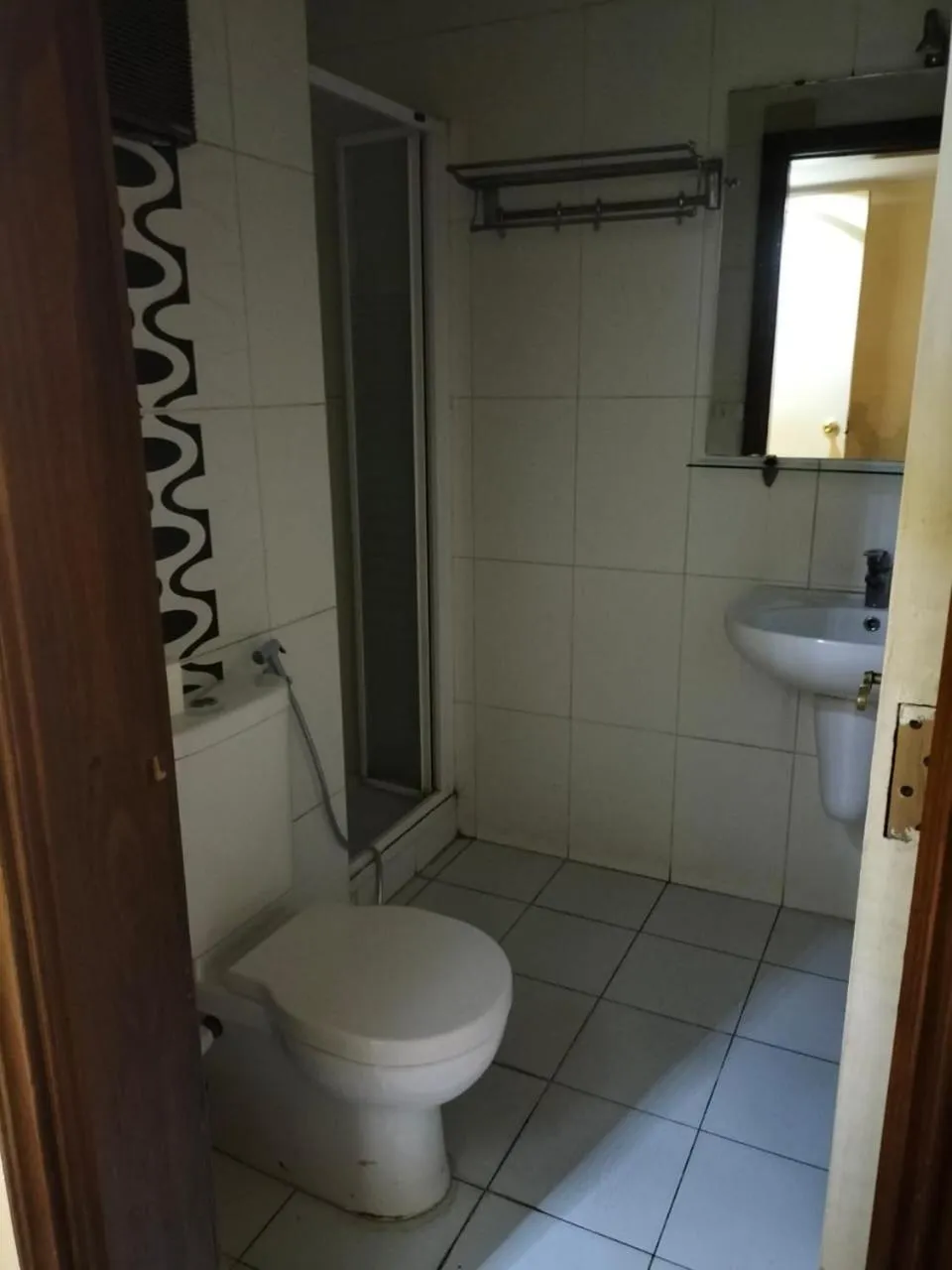 Shower in King Hotel Cairo