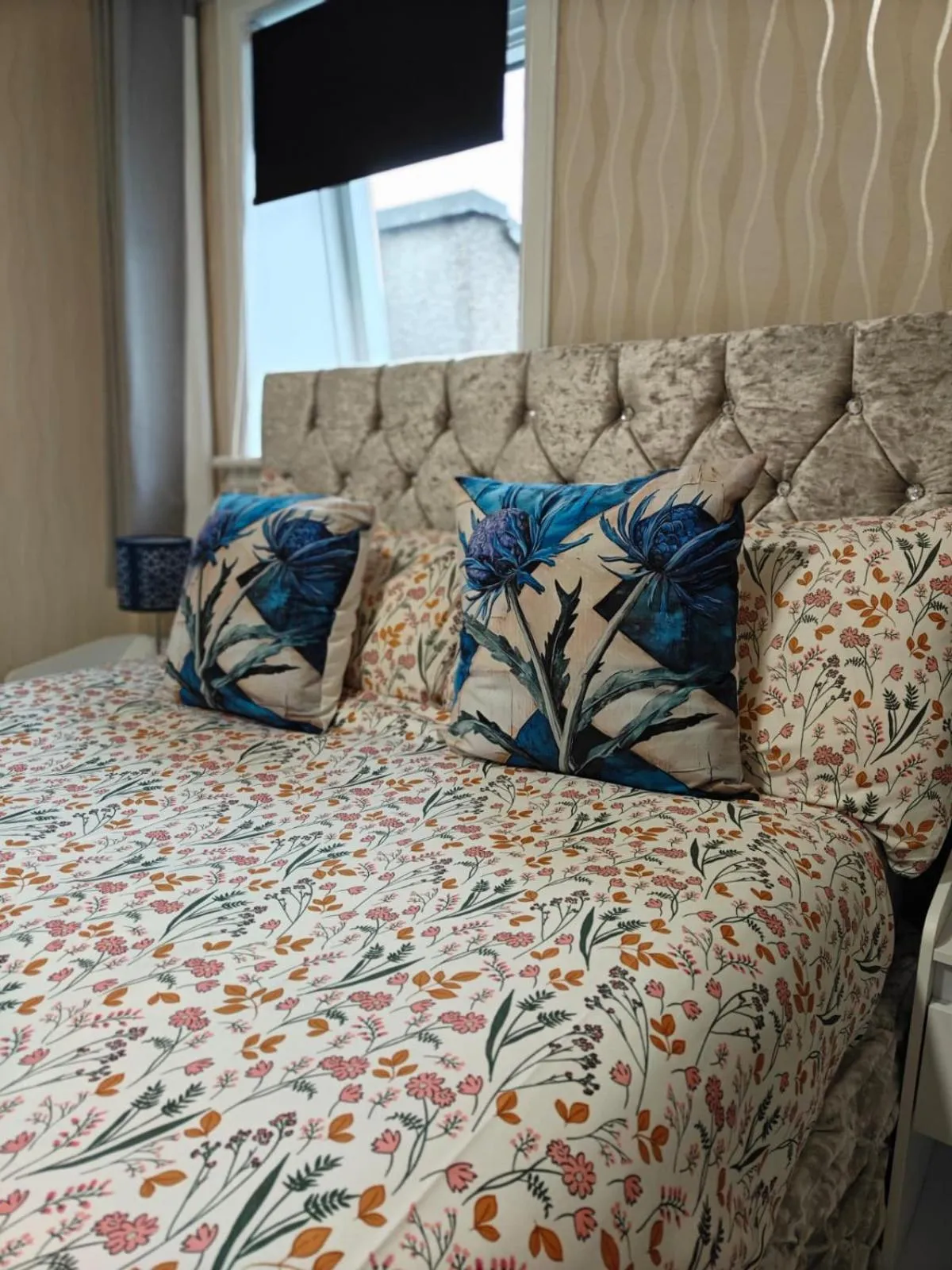 Bed in The Jays Guest House