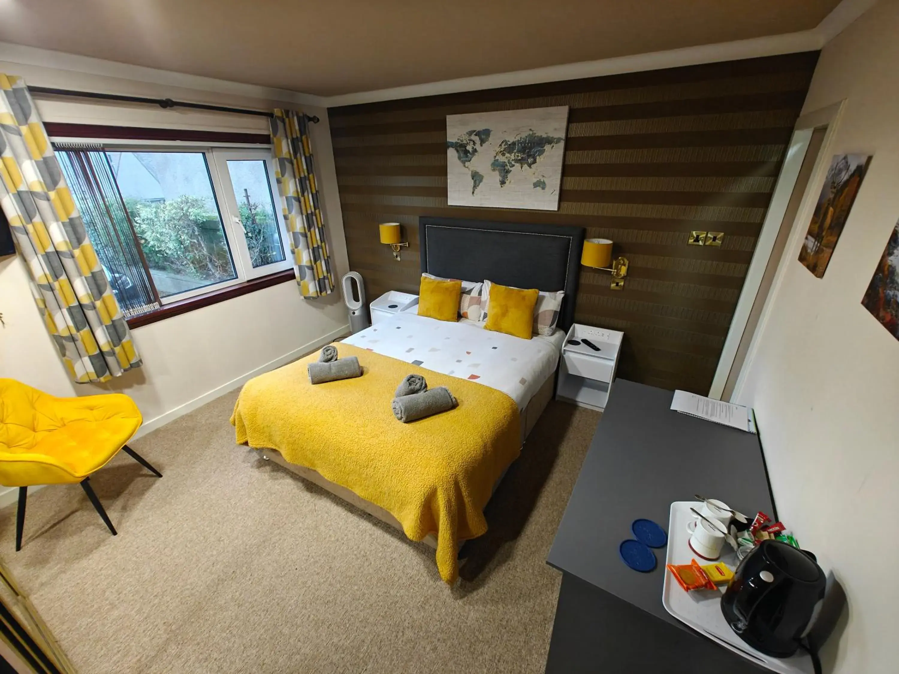 Standard King Room in The Jays Guest House Standard King Room in The Jays Guest House