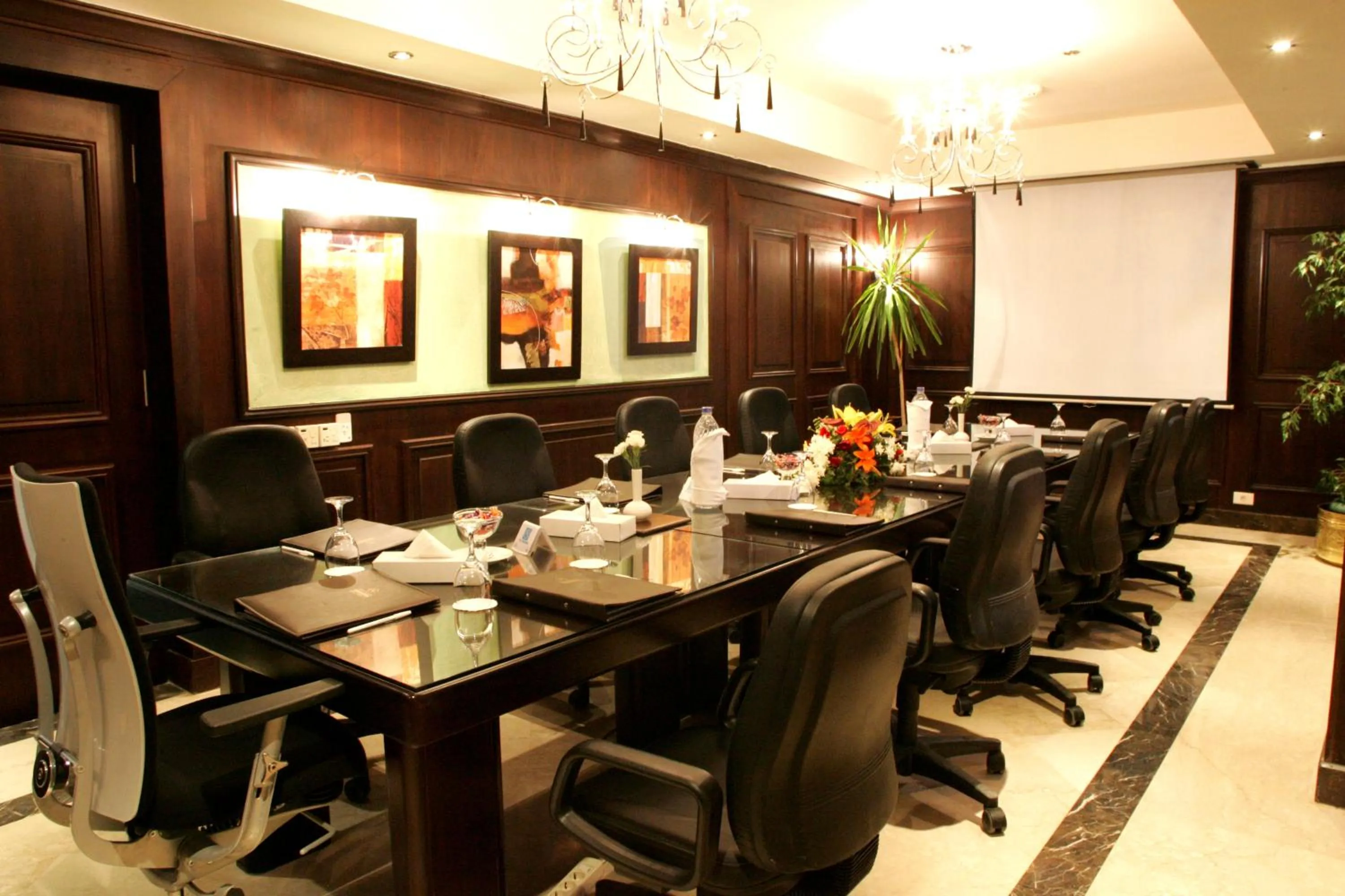 Business facilities in Helnan Royal Palestine Hotel - Montazah Gardens