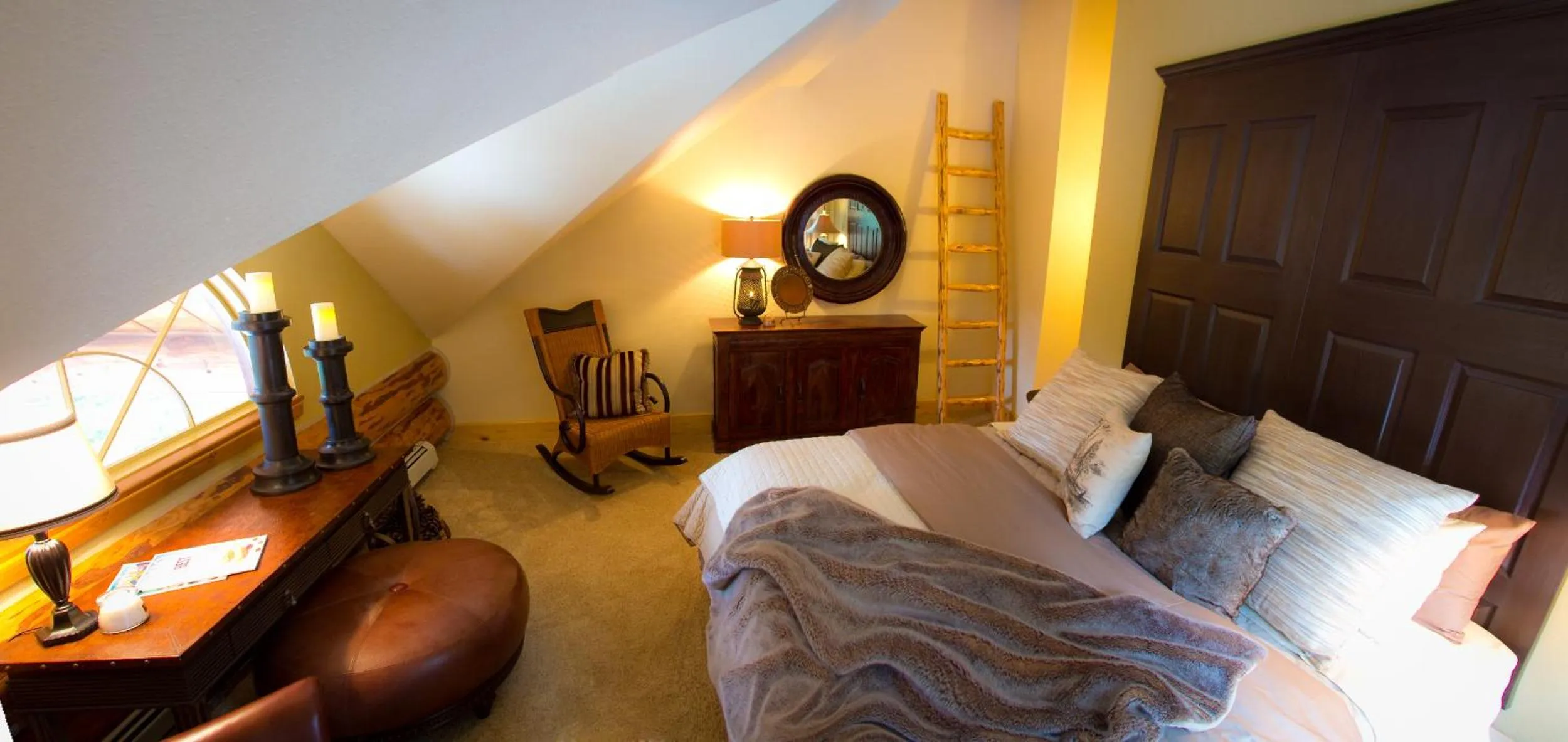 Bed in The Silver Lake Lodge - Adults Only