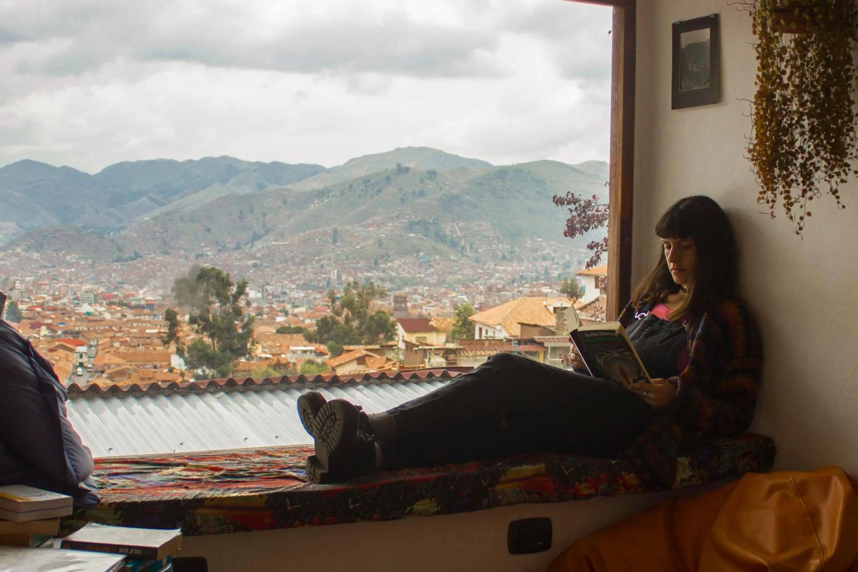Mountain view in Supertramp Hostel Cusco