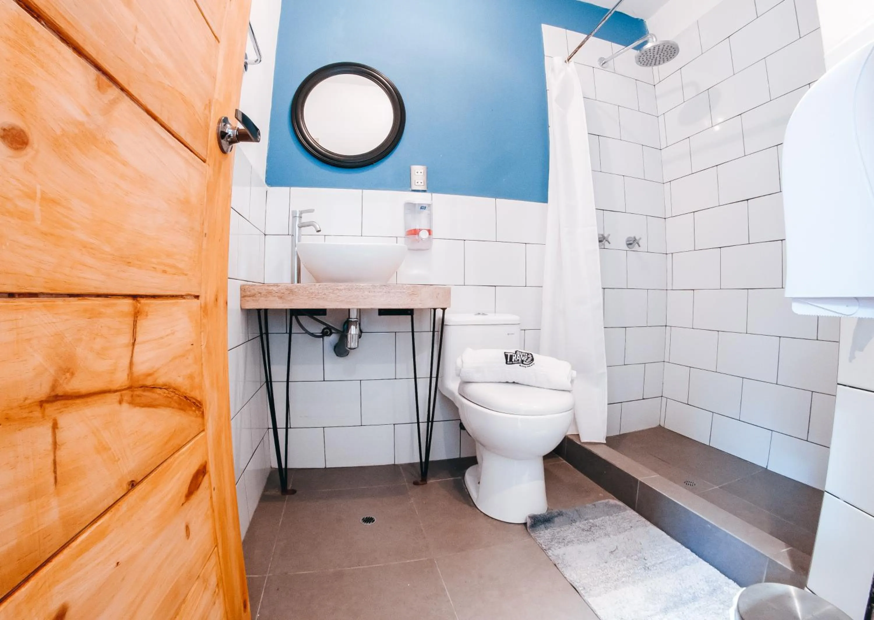 Shower in Supertramp Hostel Cusco