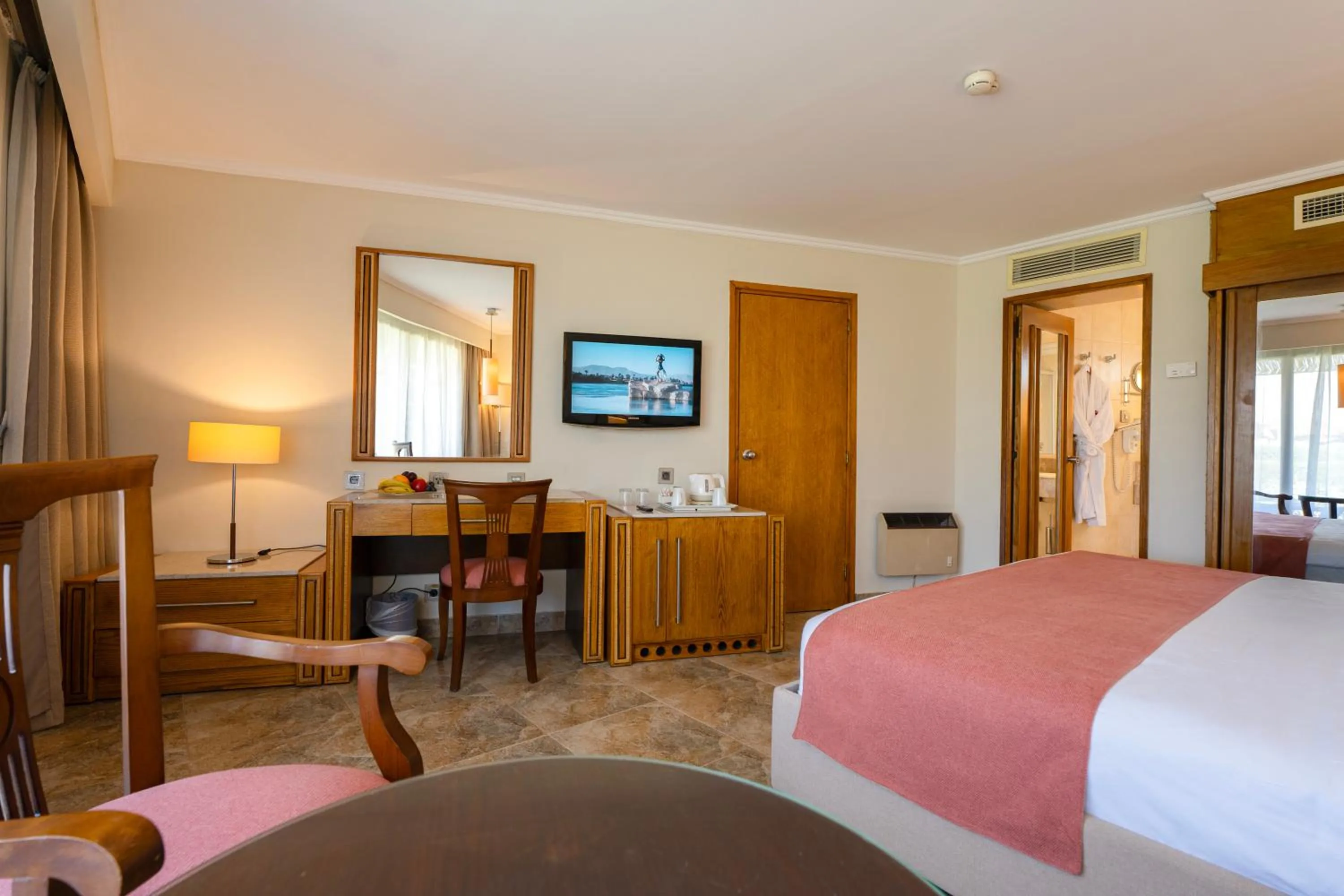 Bedroom, Bed in Jolie Ville Hotel & Spa Kings Island Luxor