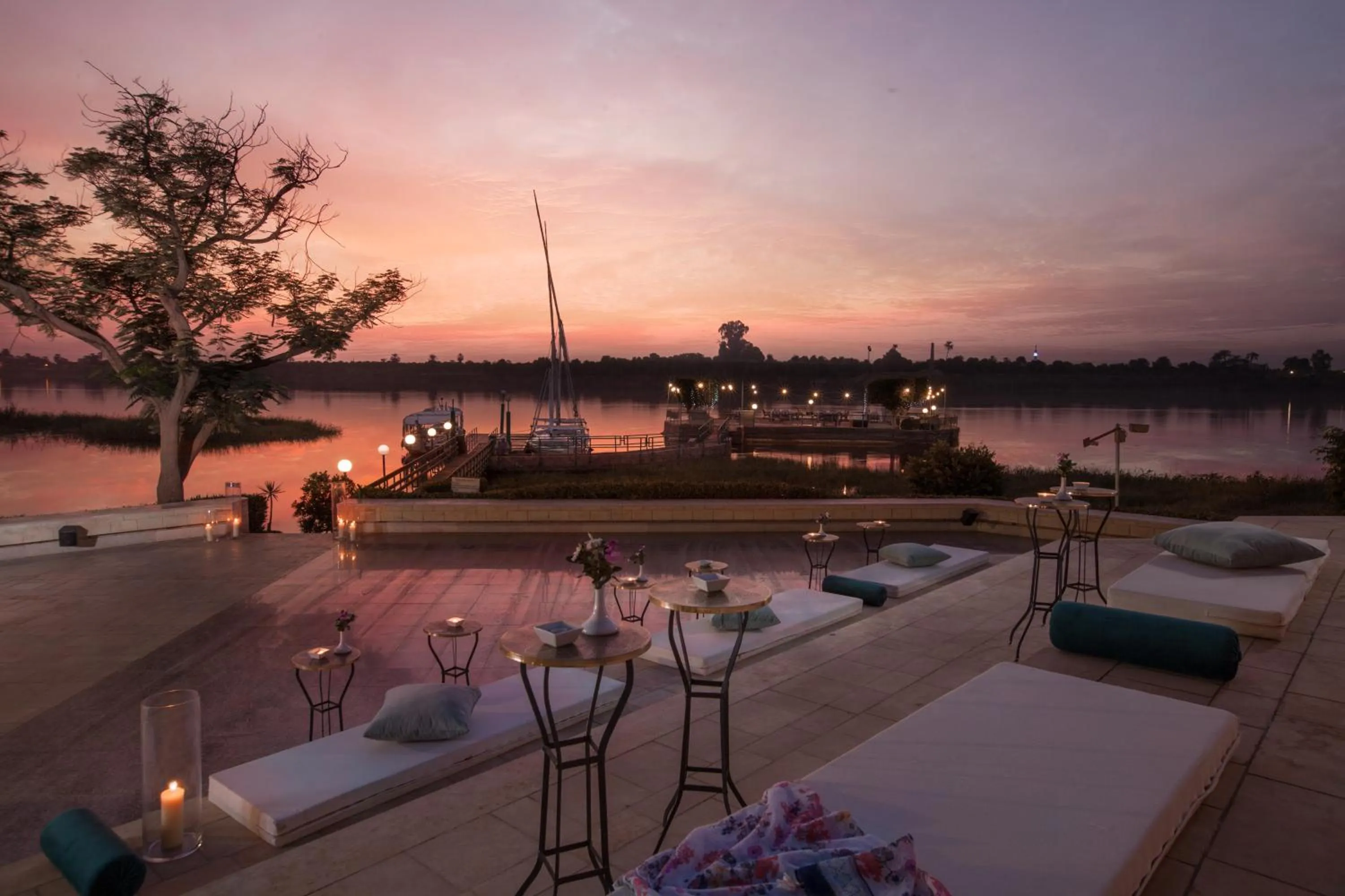 Sunset in Jolie Ville Hotel & Spa Kings Island Luxor