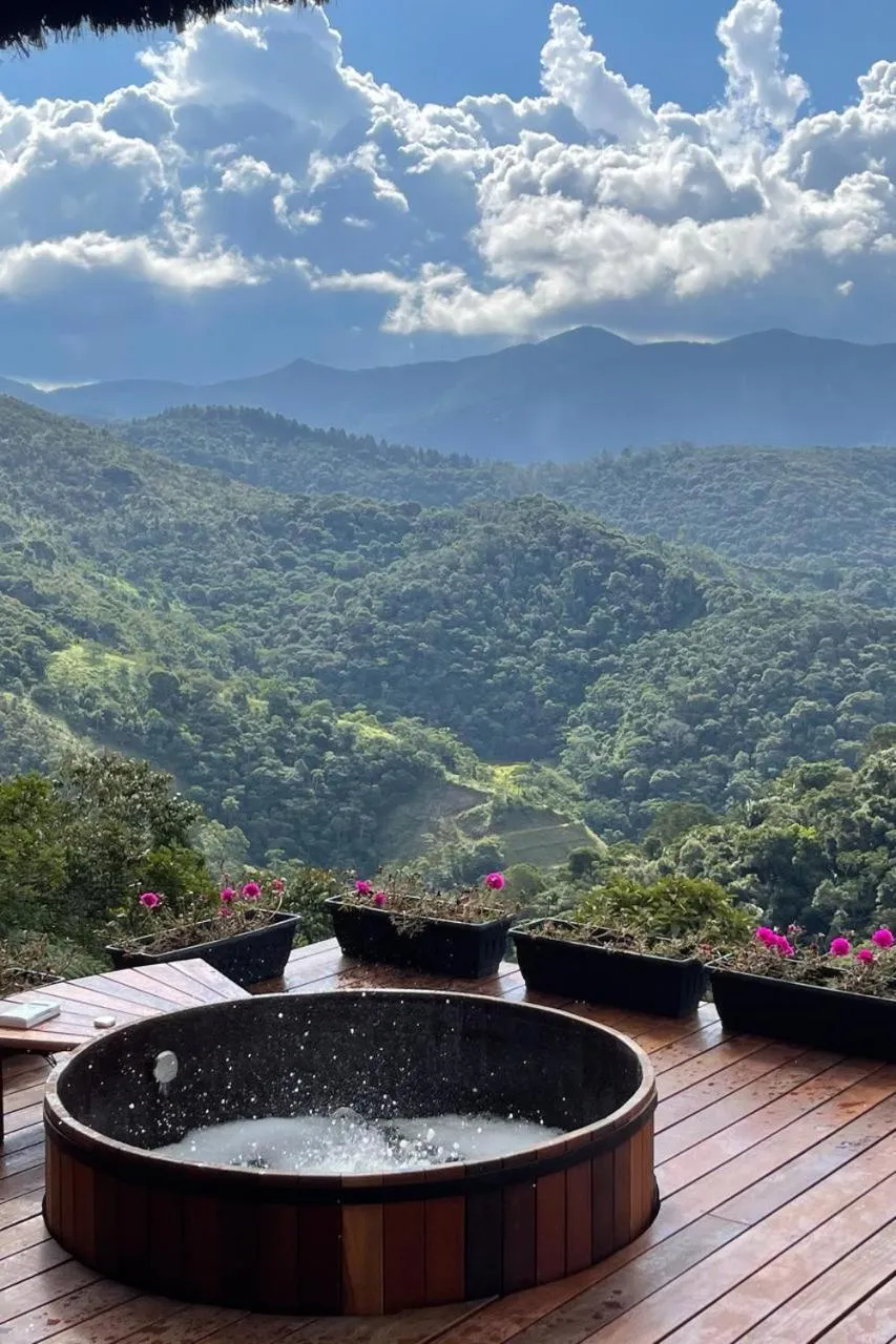 Pousada R.N.C. Nosso Paraíso