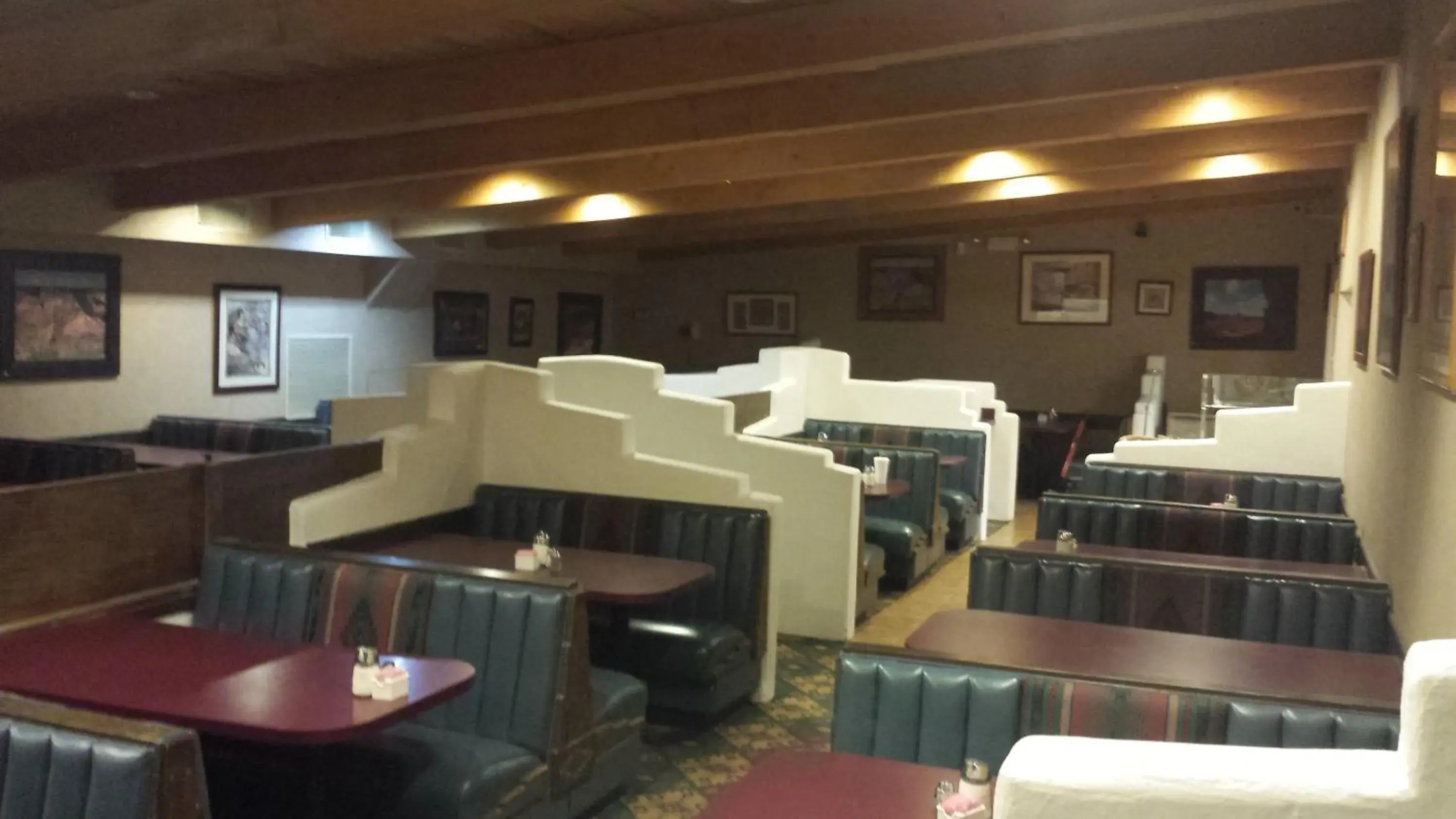 Restaurant/places to eat in Thunderbird Lodge Restaurant/places to eat in Thunderbird Lodge