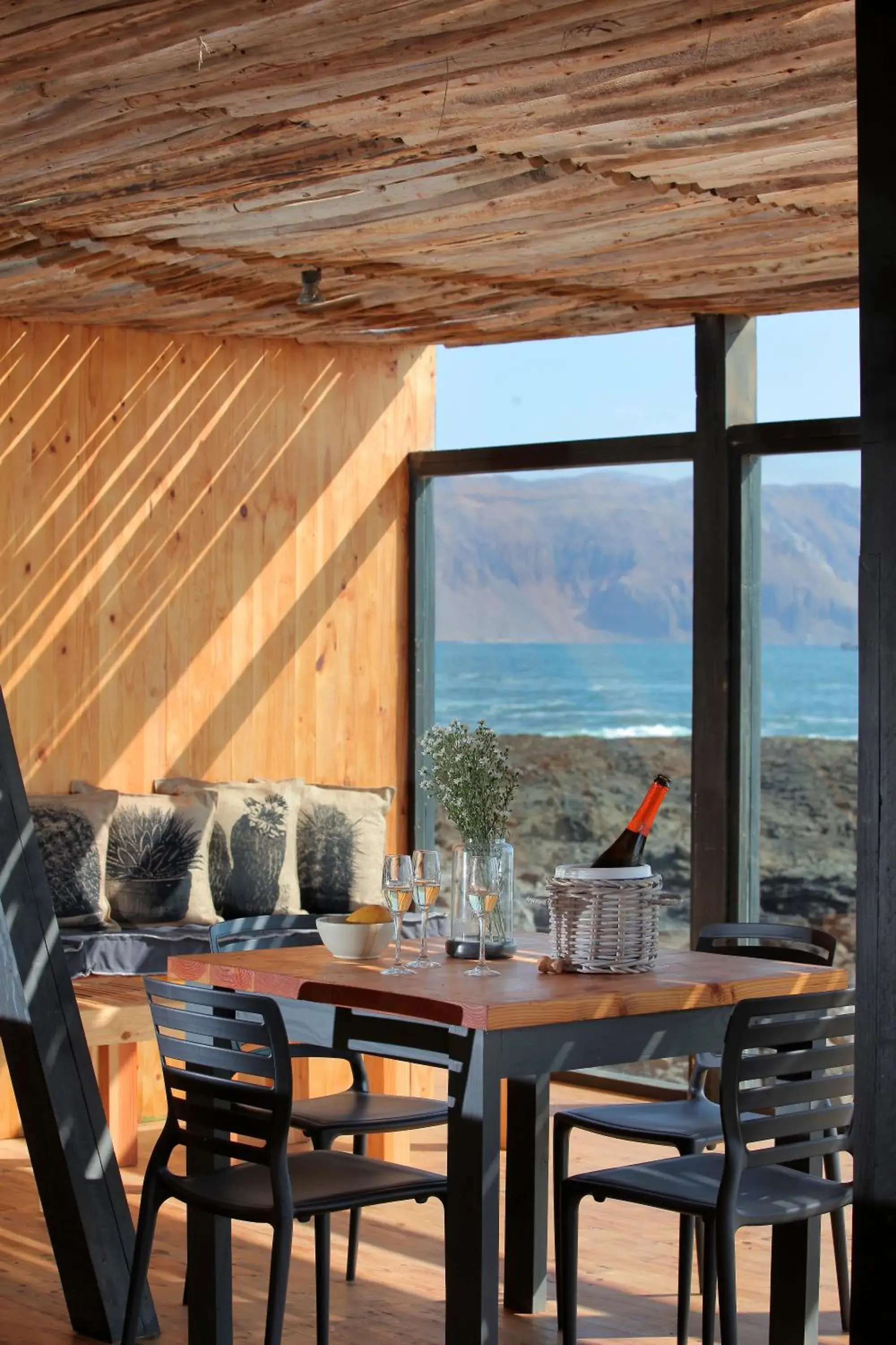 Restaurant/places to eat in Hotel Apacheta Restaurant/places to eat in Hotel Apacheta