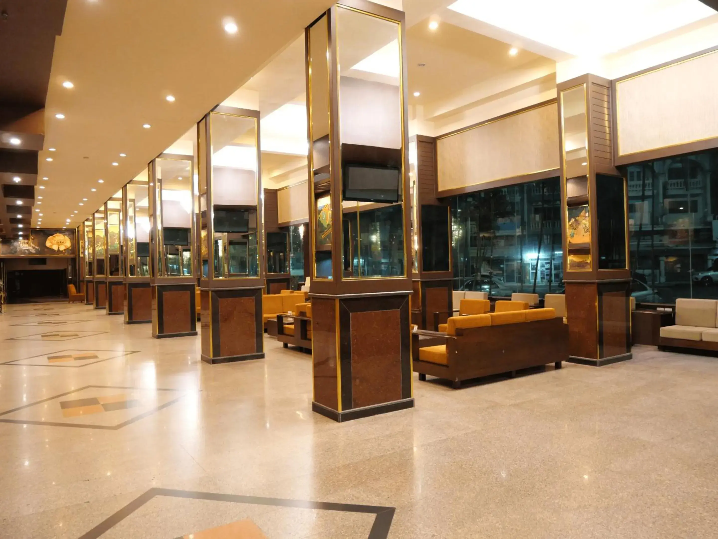 Seating area, Lobby/Reception in Boutique City And Bravo Hotel Pattaya