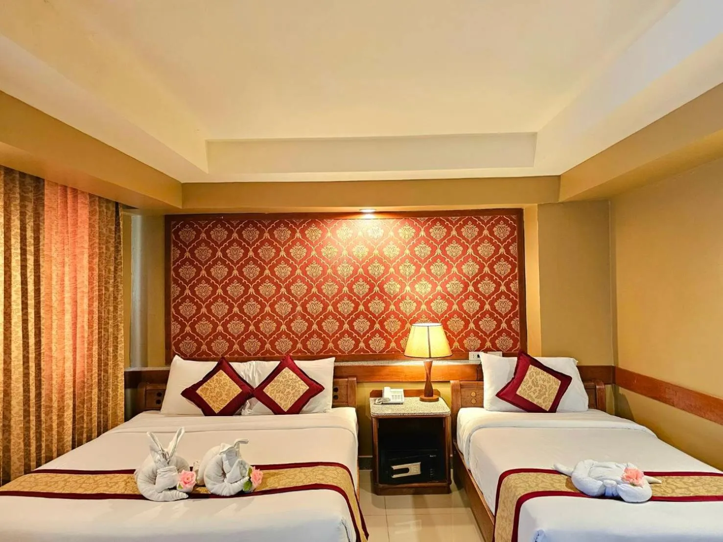 Bed in Boutique City Hotel