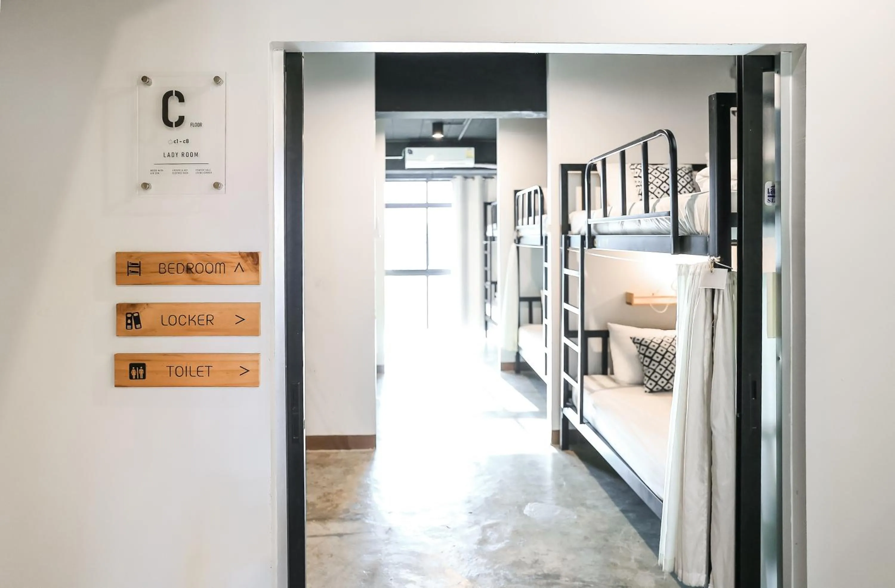 Jeune Hostel Chiang Mai - Chang Phuak