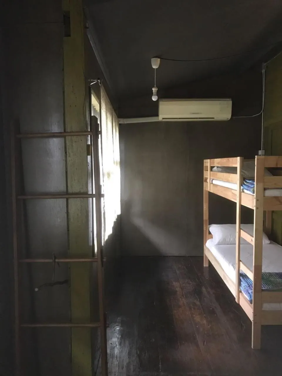 bunk bed, Bed in Pickbaan