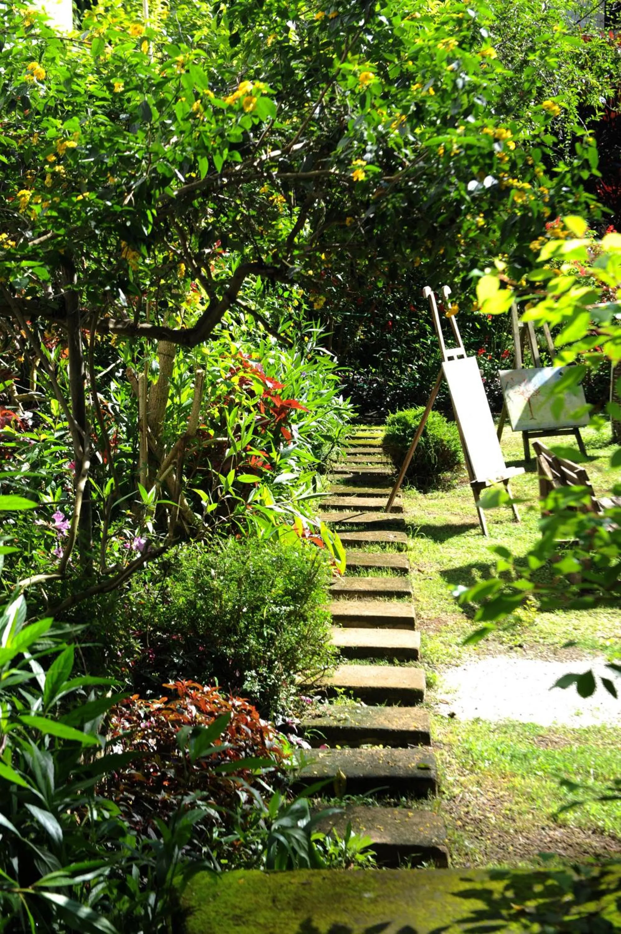 Garden in Stop and Go Boutique Hotel