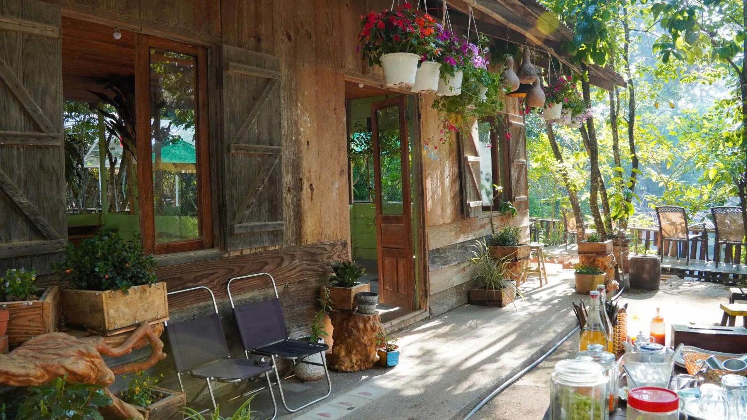 Dining area in Stop and Go Boutique Hotel
