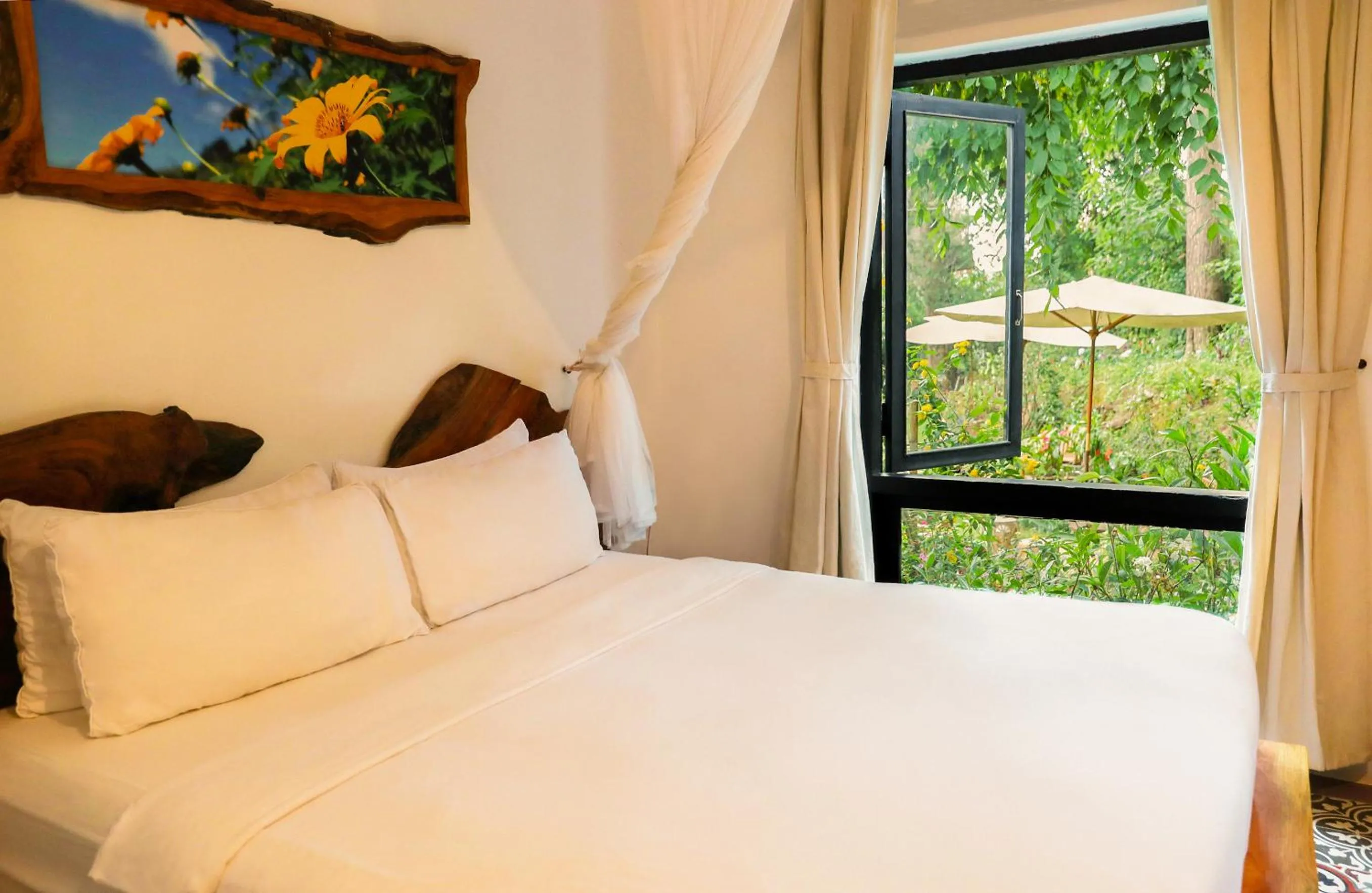 Bed in Stop and Go Boutique Hotel