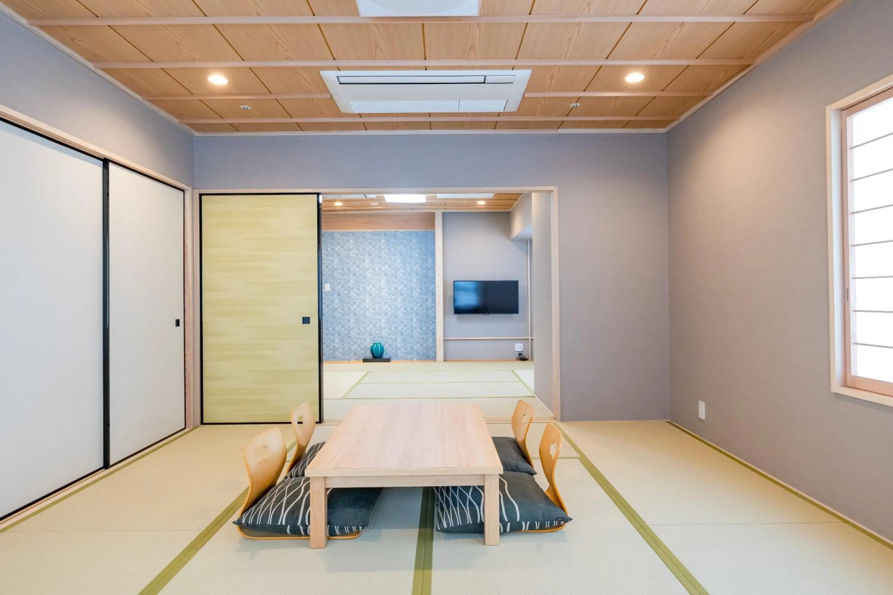 Photo of the whole room in Ryokan Ginkaku Kyoto