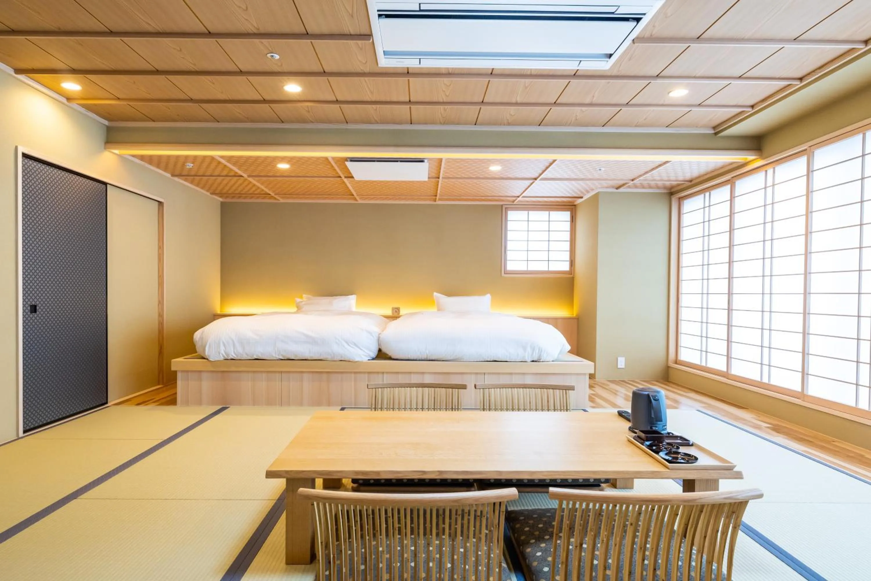 Photo of the whole room, Bed in Ryokan Ginkaku Kyoto