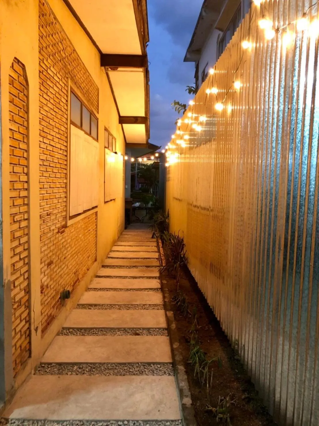 Facade/entrance in Samanta By The Sea