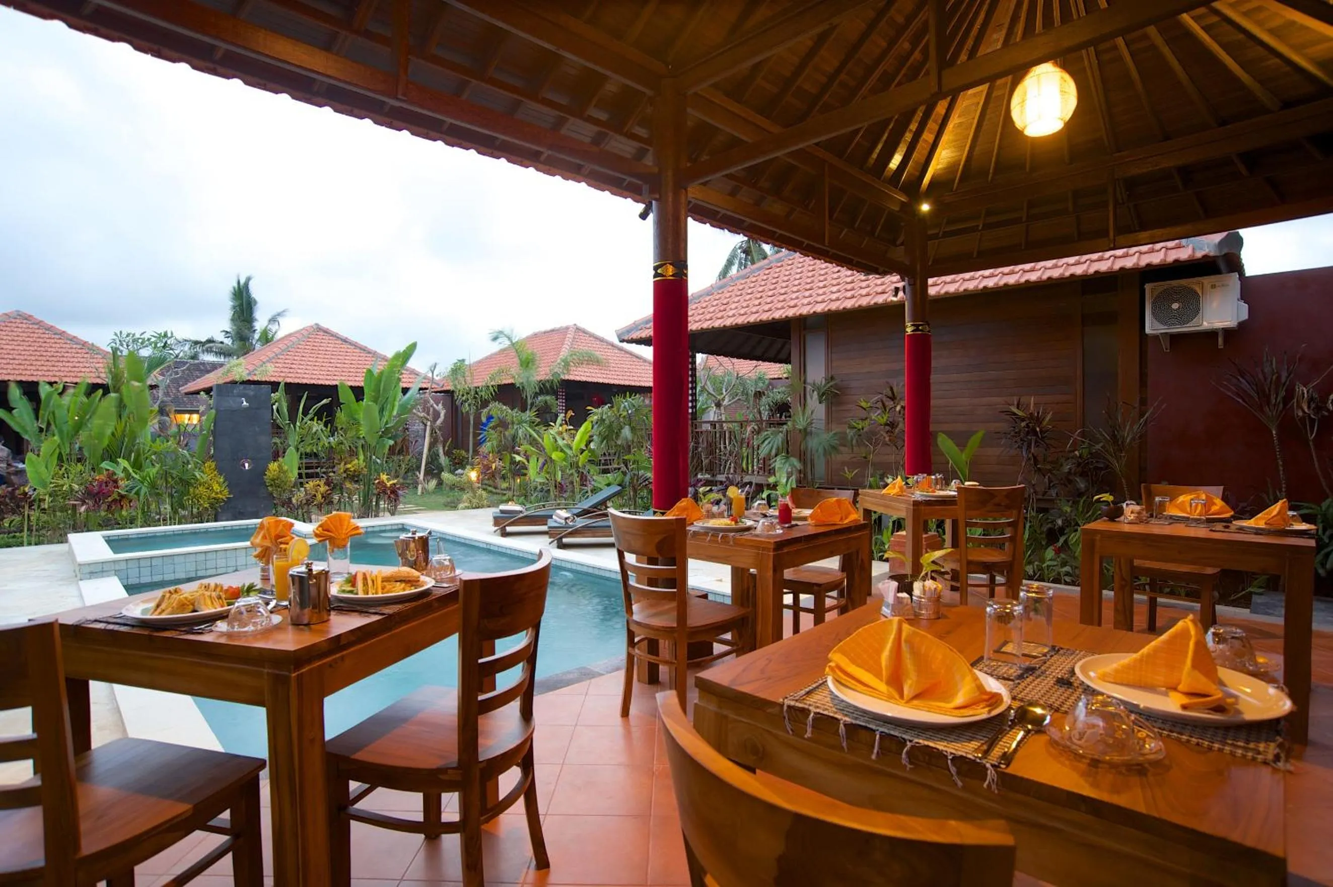 Restaurant/places to eat in Saka Village Resort Ubud