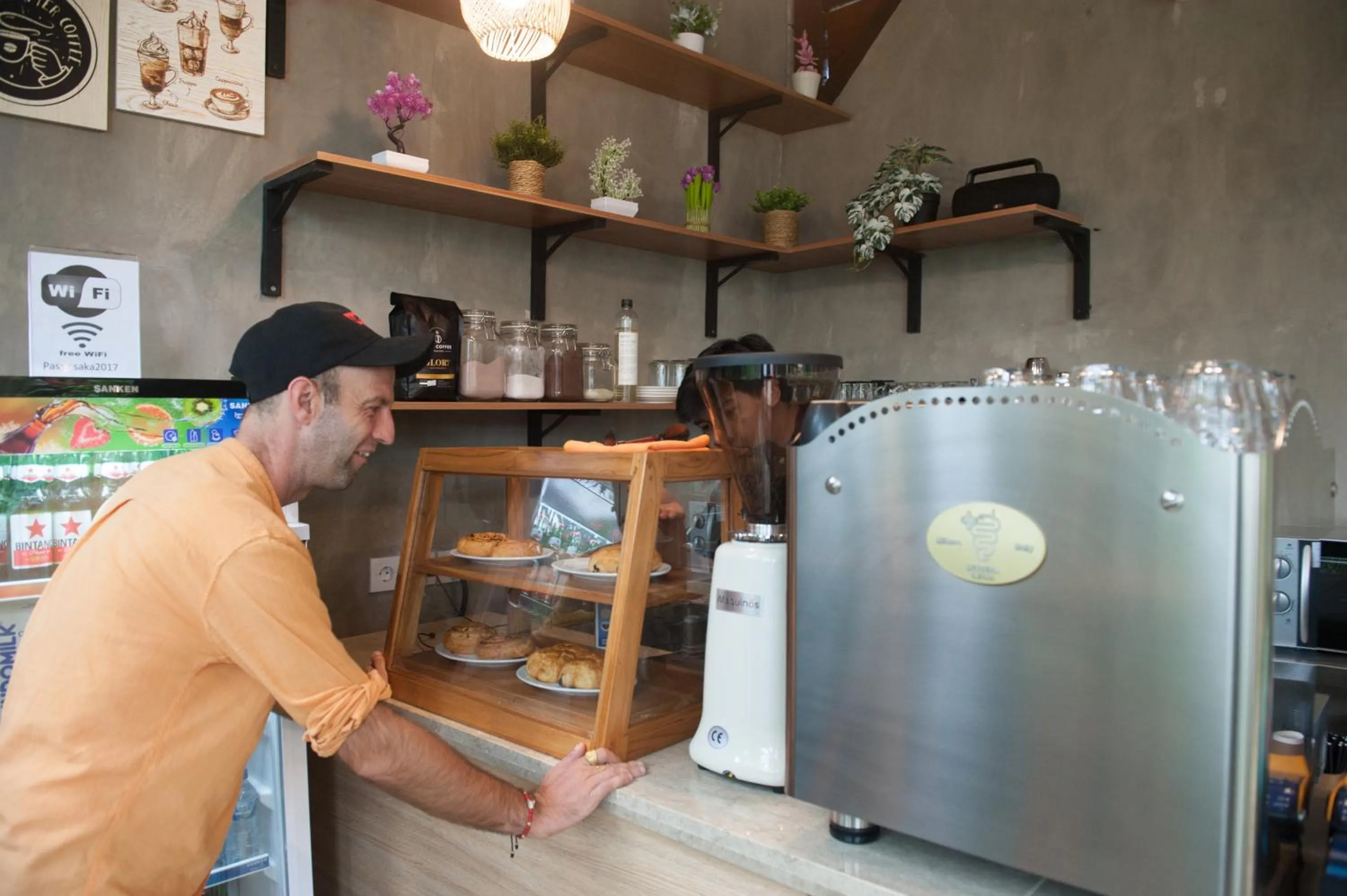 Coffee/tea facilities in Saka Village Resort Ubud