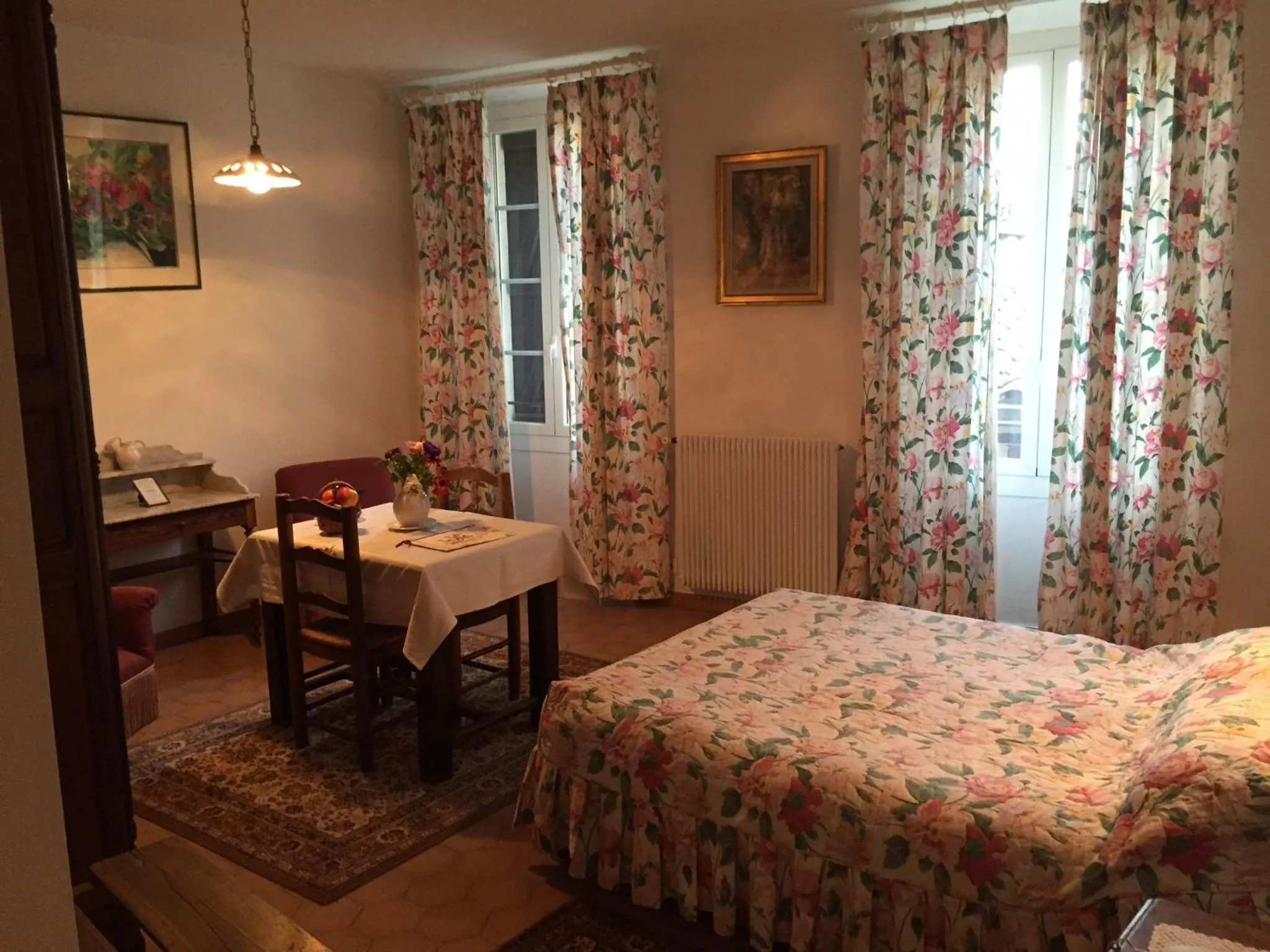 Day, Bed in Auberge des Seigneurs
