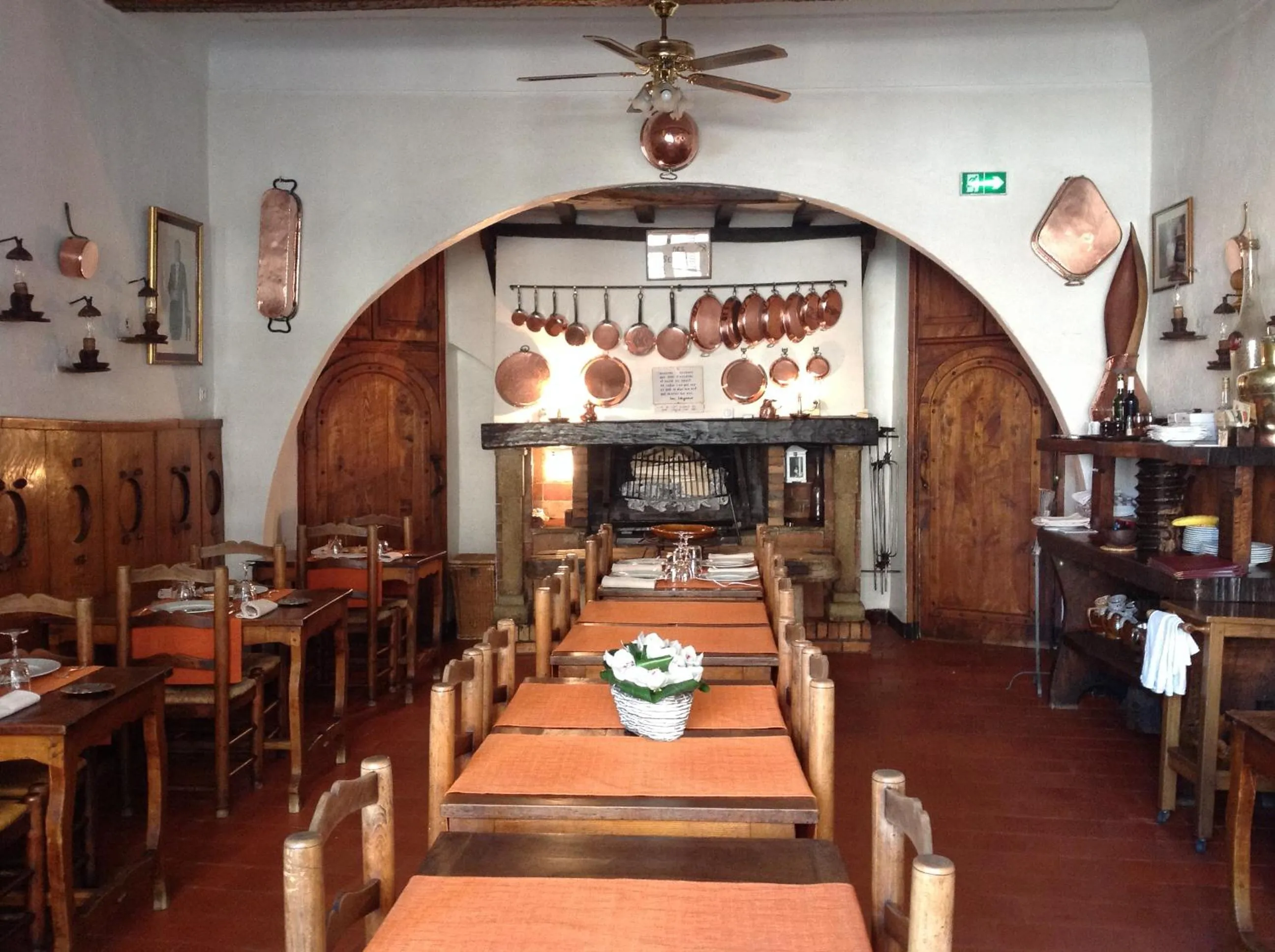 Restaurant/places to eat in Auberge des Seigneurs