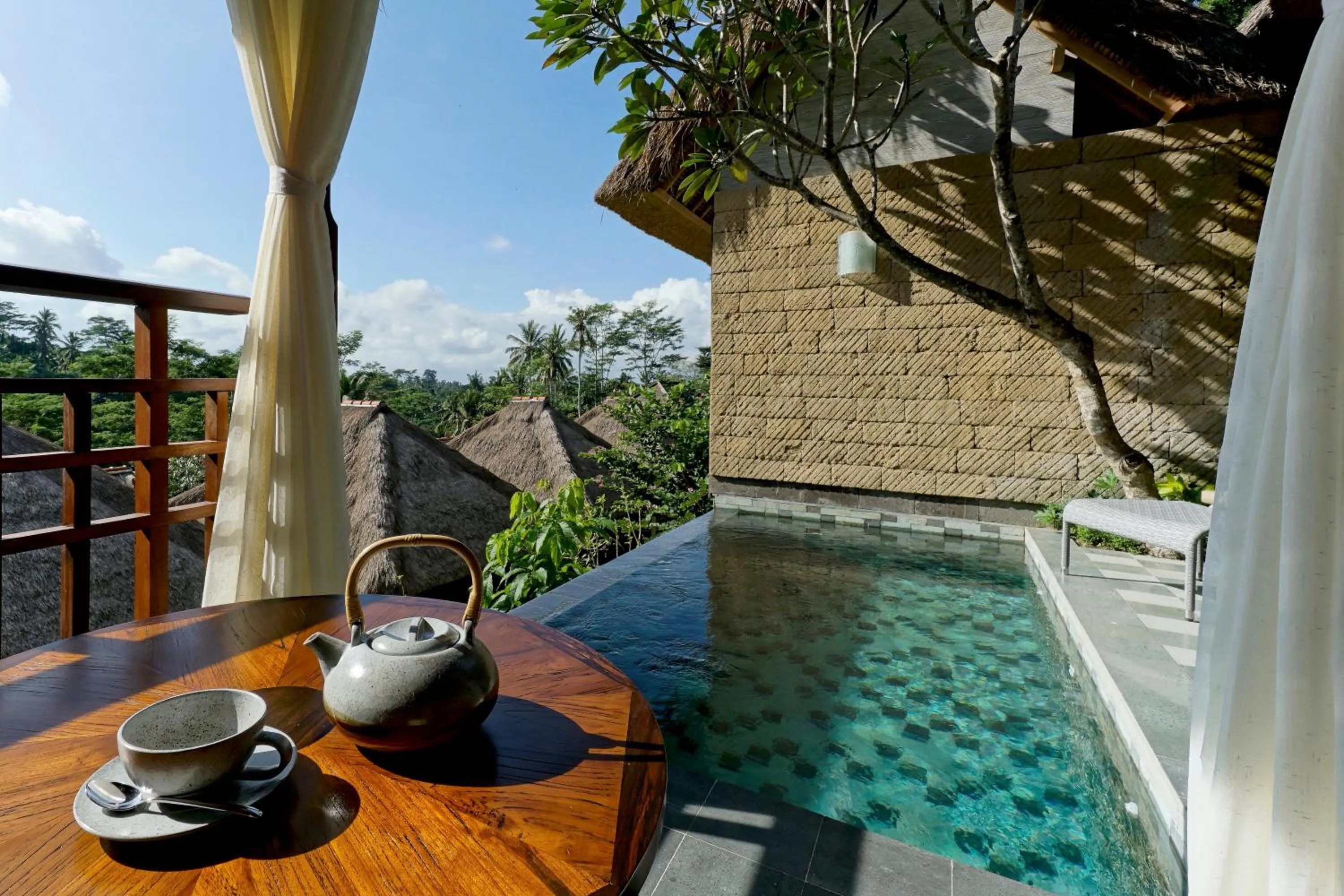 Day in Tejaprana Resort & Spa