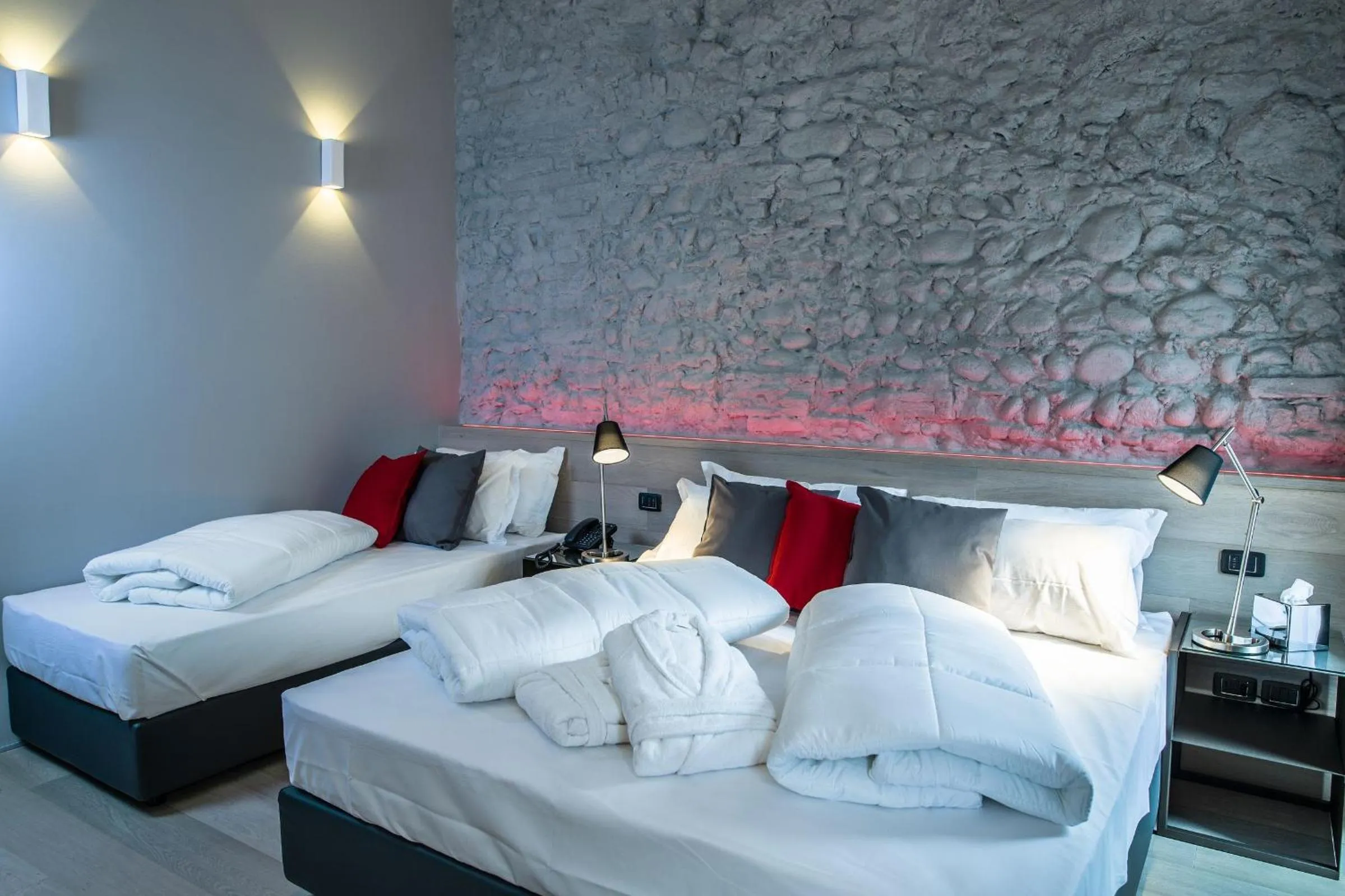 Photo of the whole room, Bed in Locanda al Vescovo & SPA