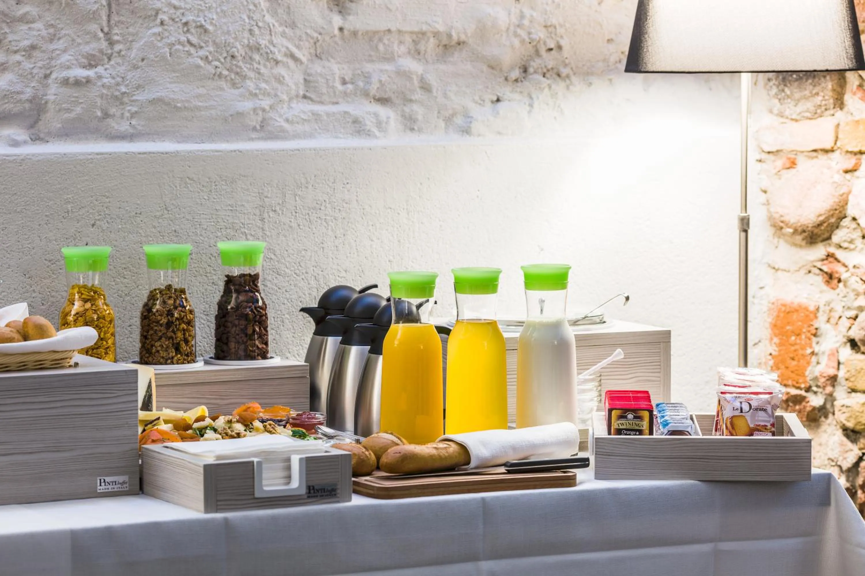 Buffet breakfast in Locanda al Vescovo & SPA