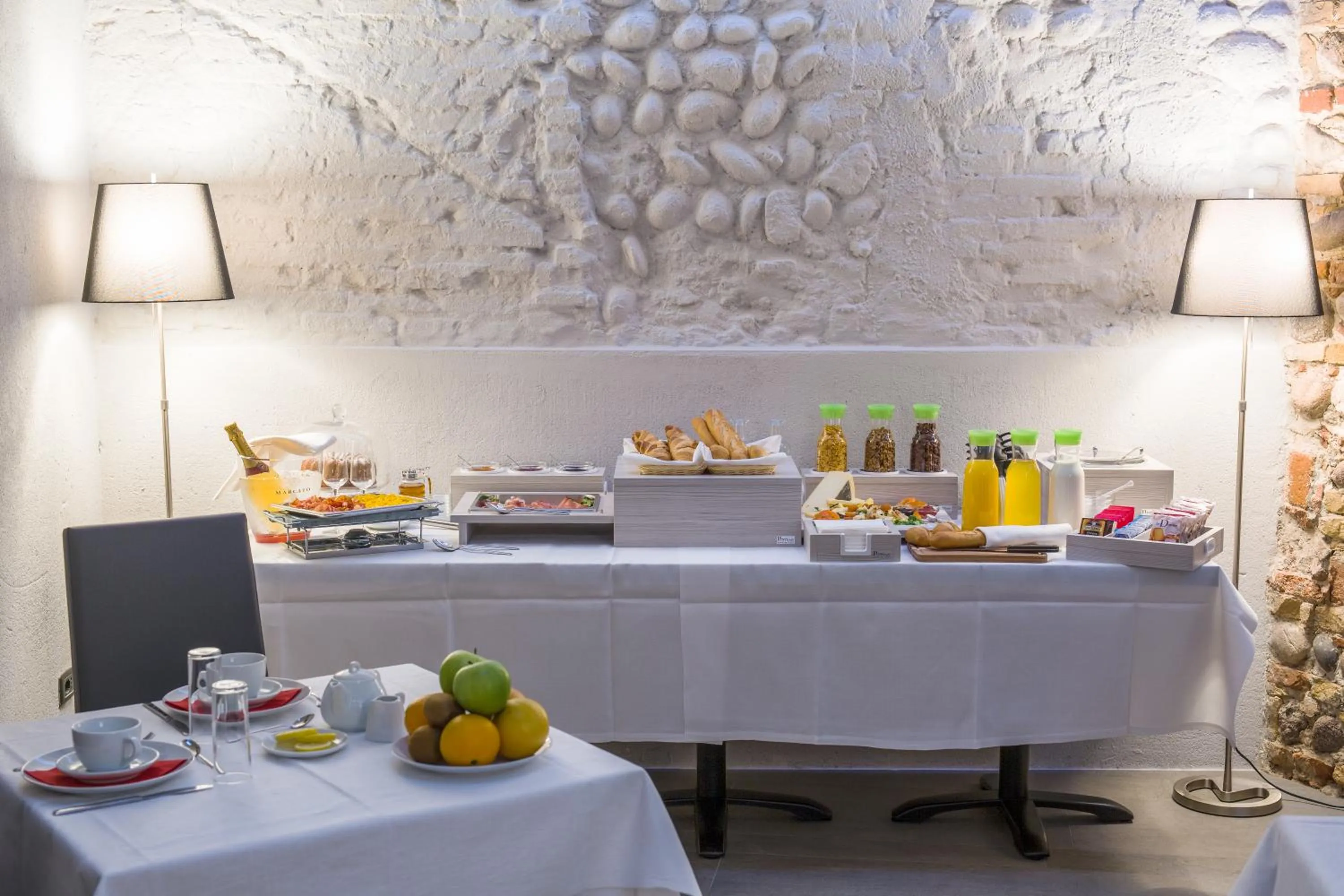 Buffet breakfast in Locanda al Vescovo & SPA