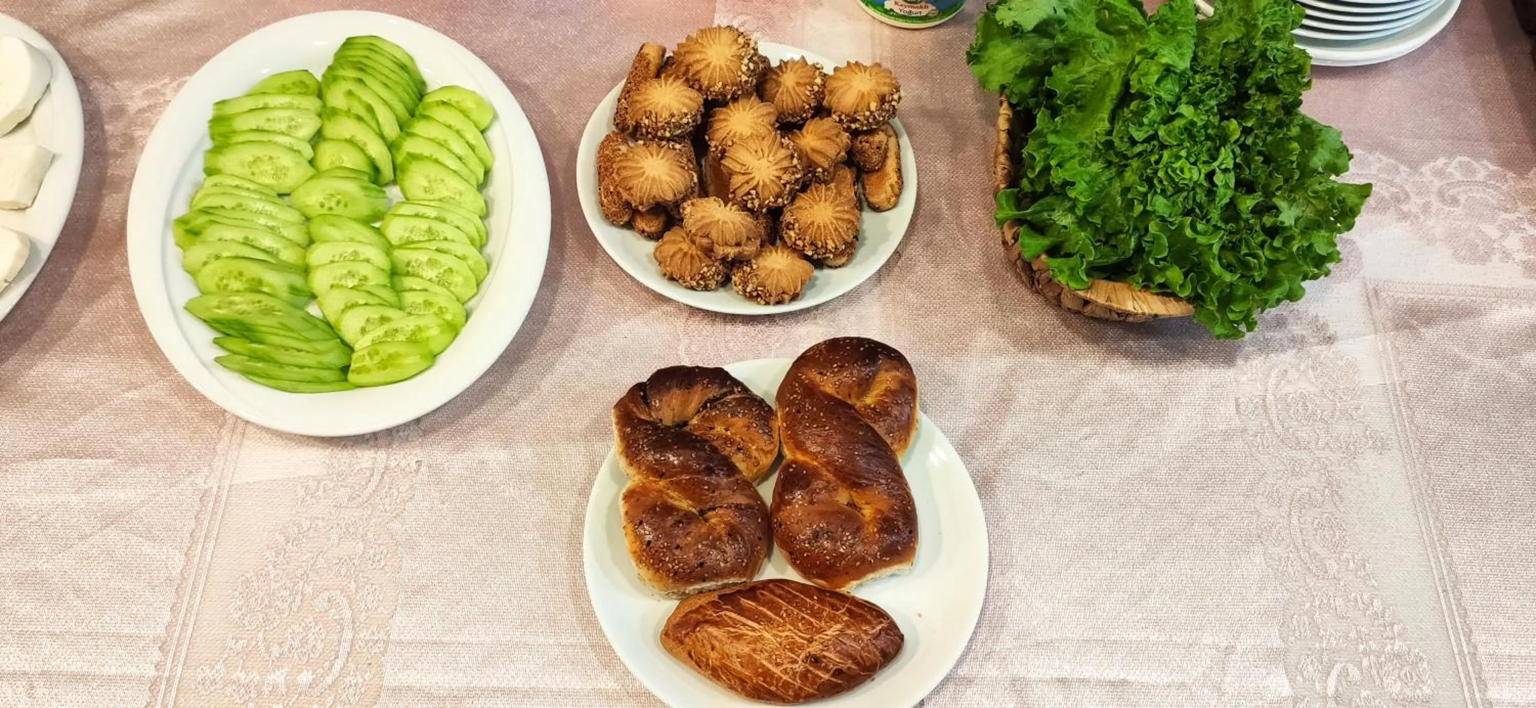 Food and drinks in Seyri Istanbul Hotel