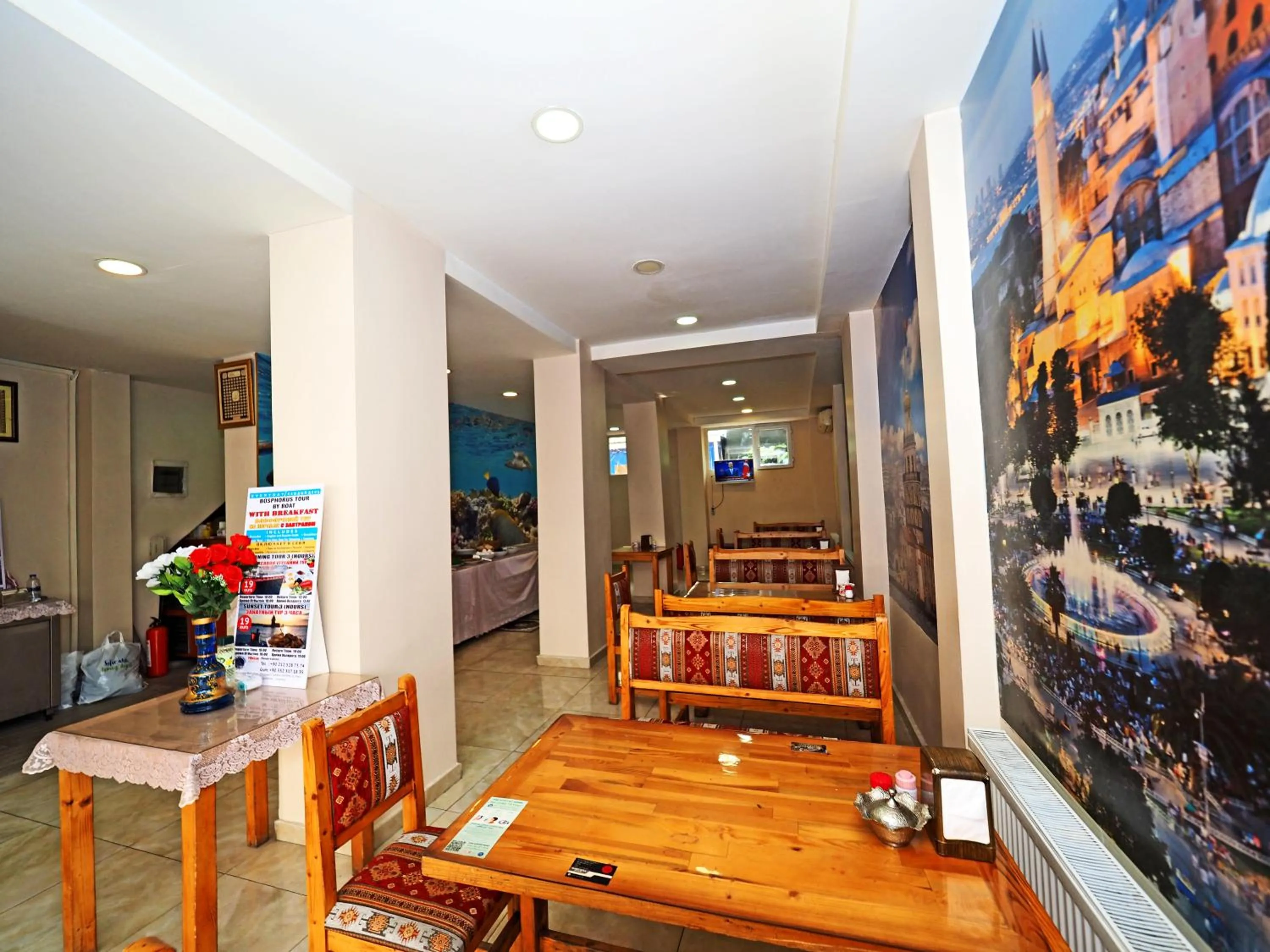 Restaurant/places to eat in Seyri Istanbul Hotel