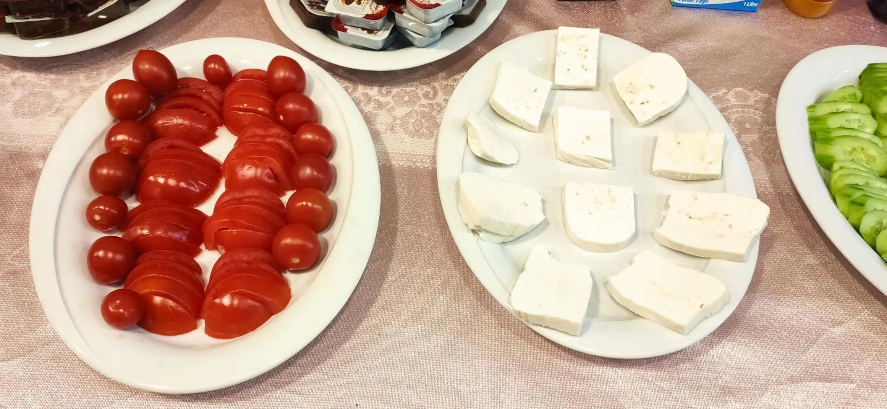 Food and drinks in Seyri Istanbul Hotel