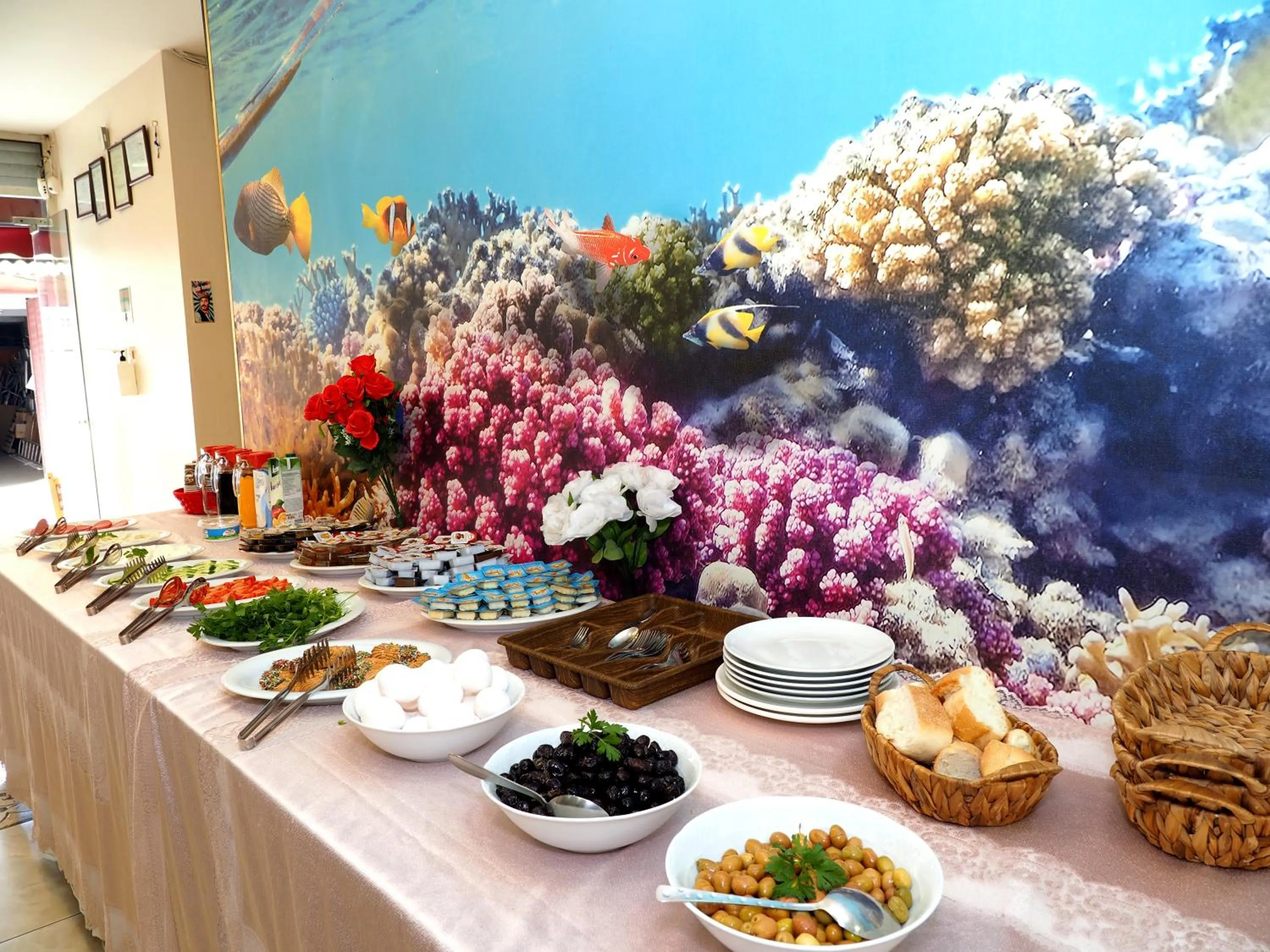 Food and drinks in Seyri Istanbul Hotel