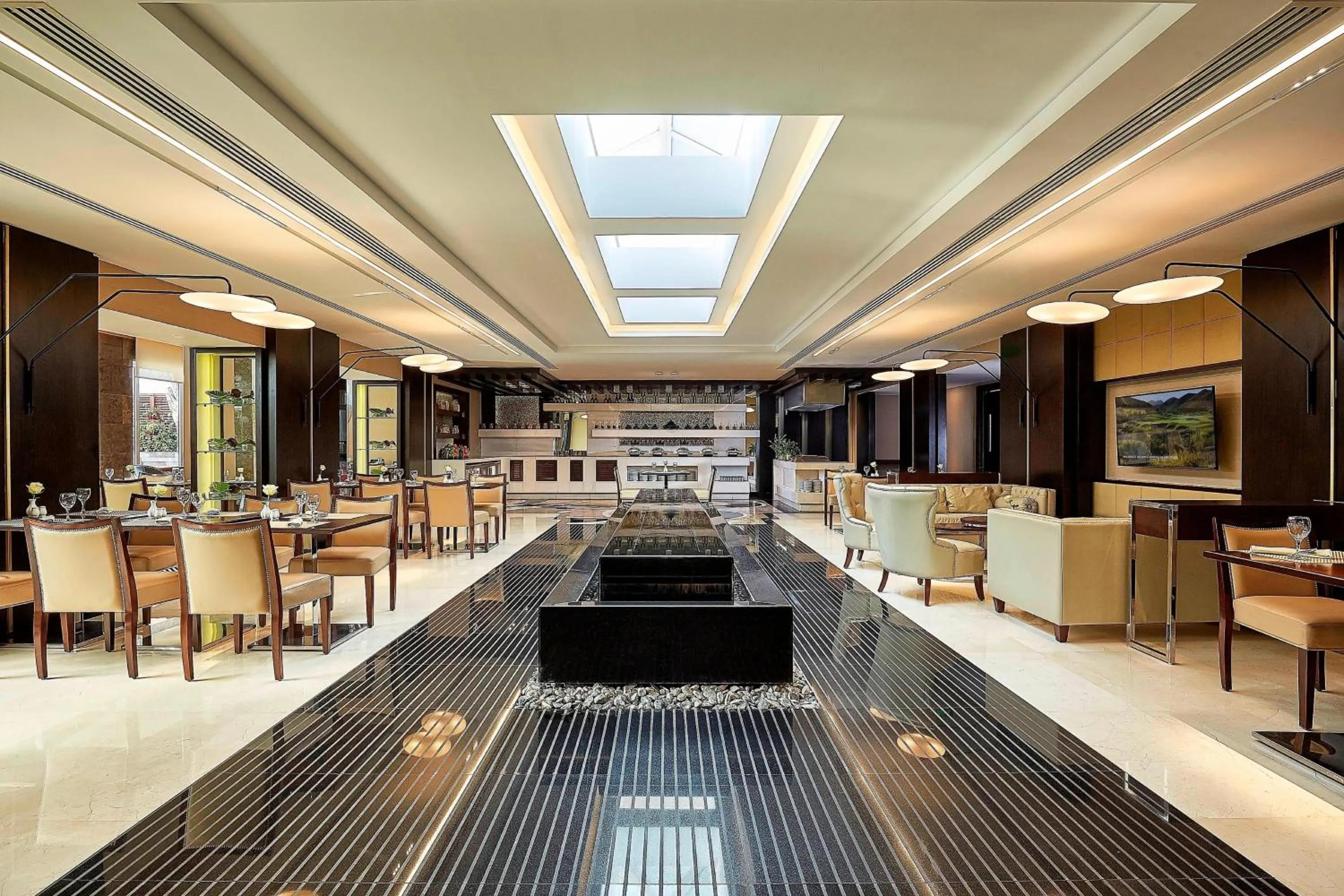 Lounge or bar in JW Marriott Hotel Cairo