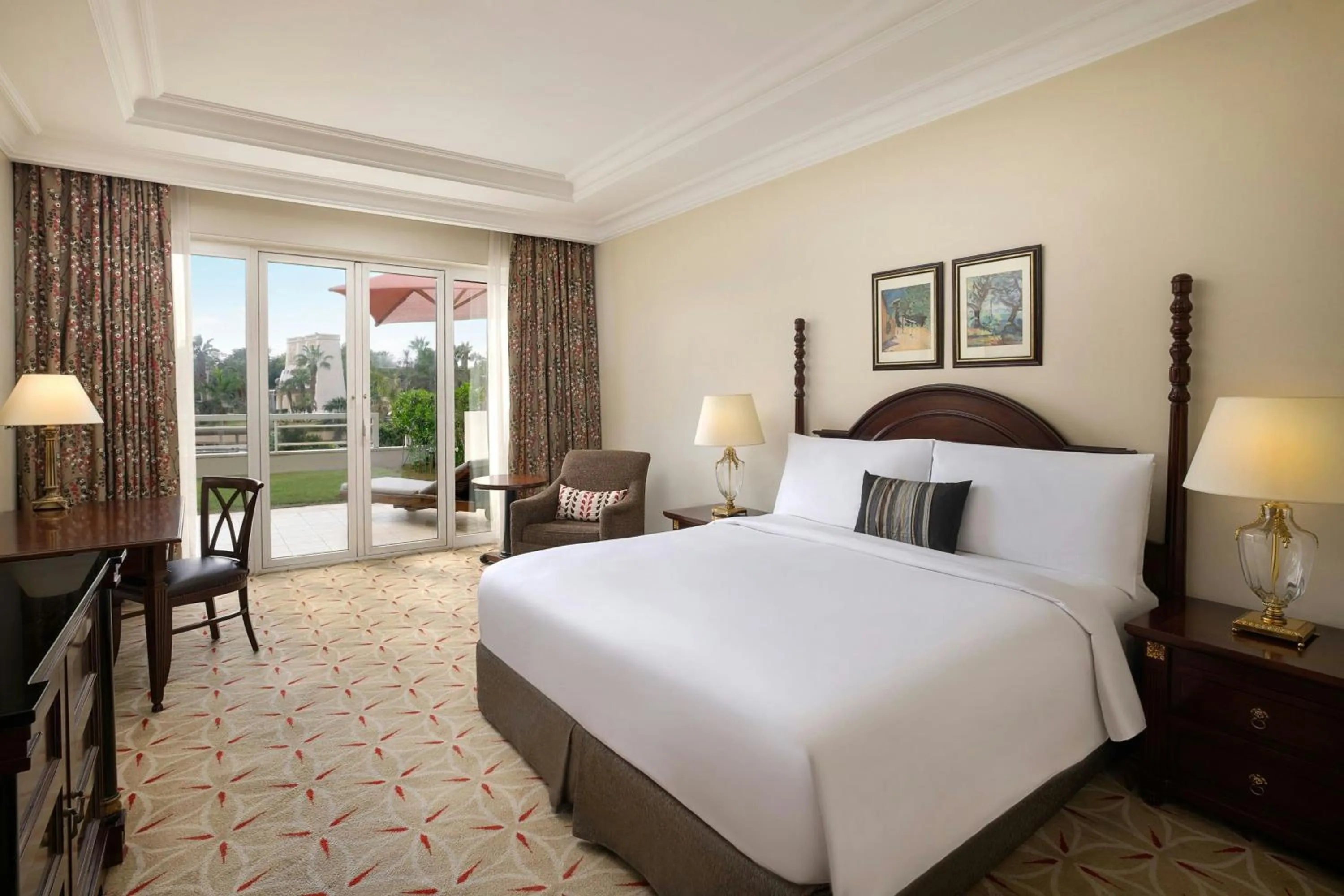 Photo of the whole room, Bed in JW Marriott Hotel Cairo