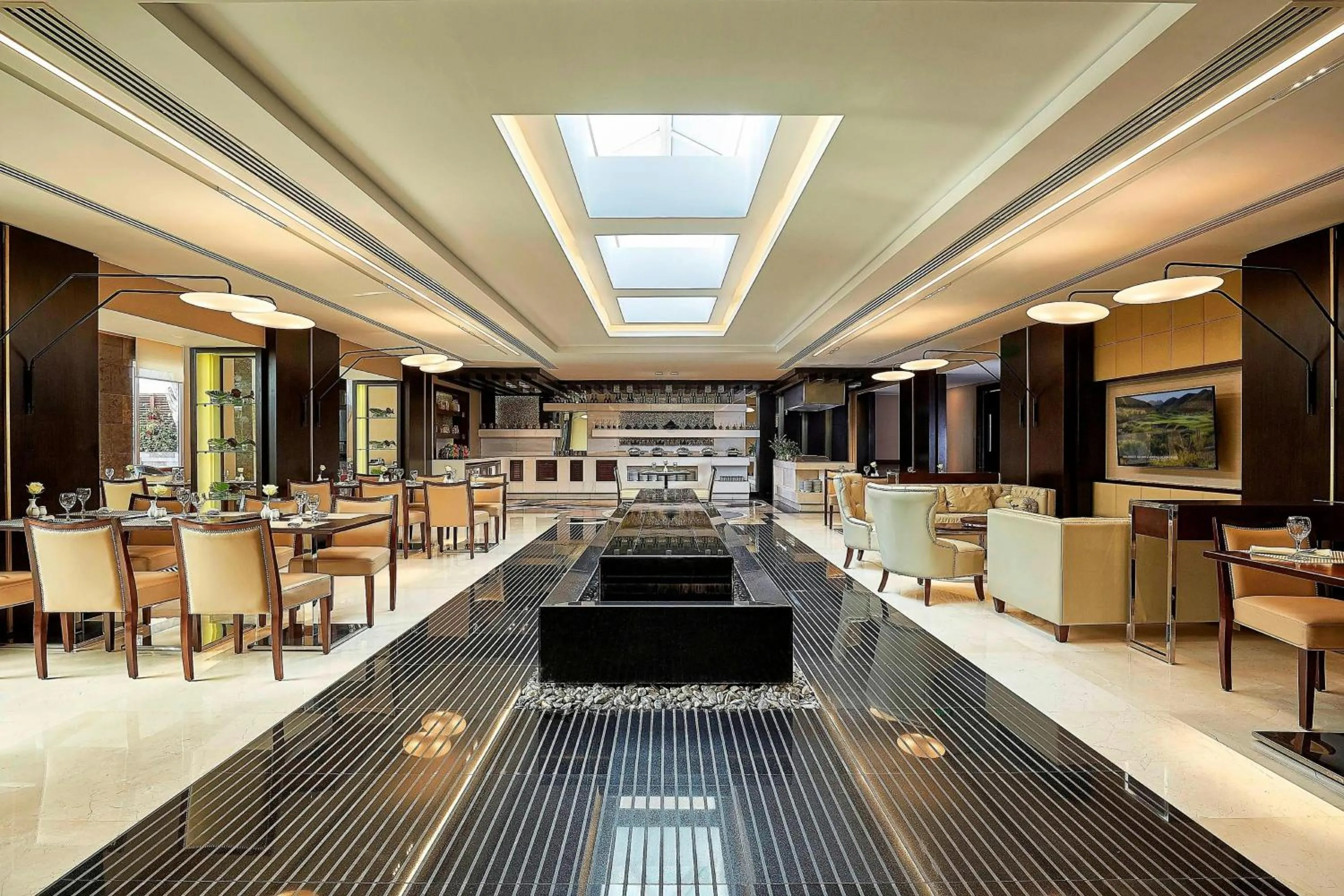 Lounge or bar in JW Marriott Hotel Cairo