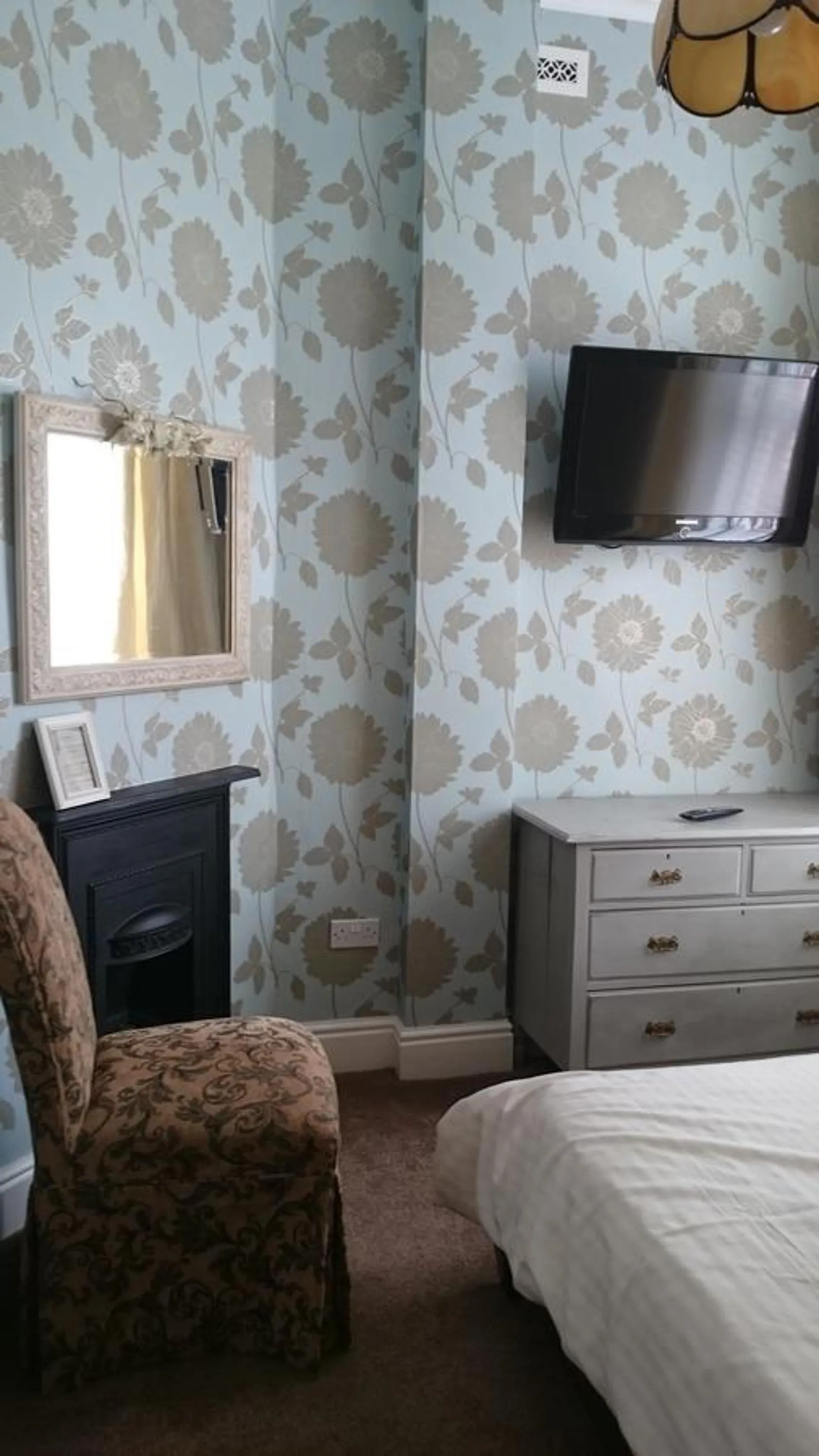 Bed in Strathmore Apartments