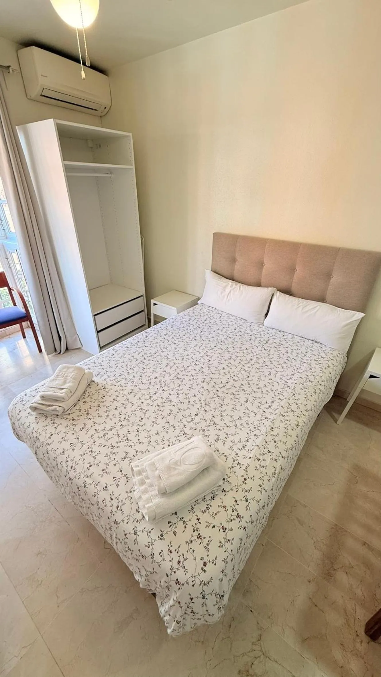 Bed in Fan Flat Mariscal