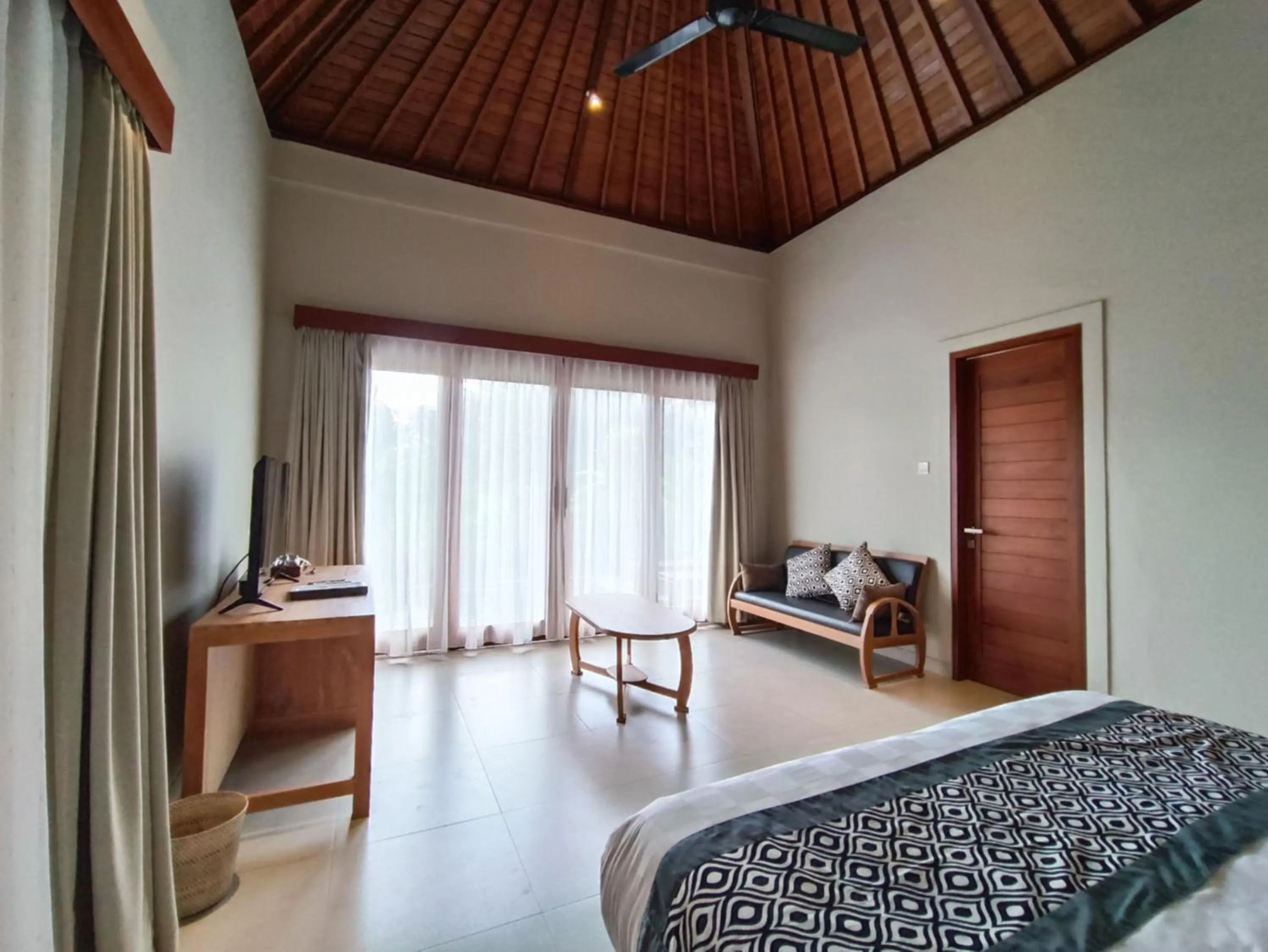 Bed in Masia Villa Ubud