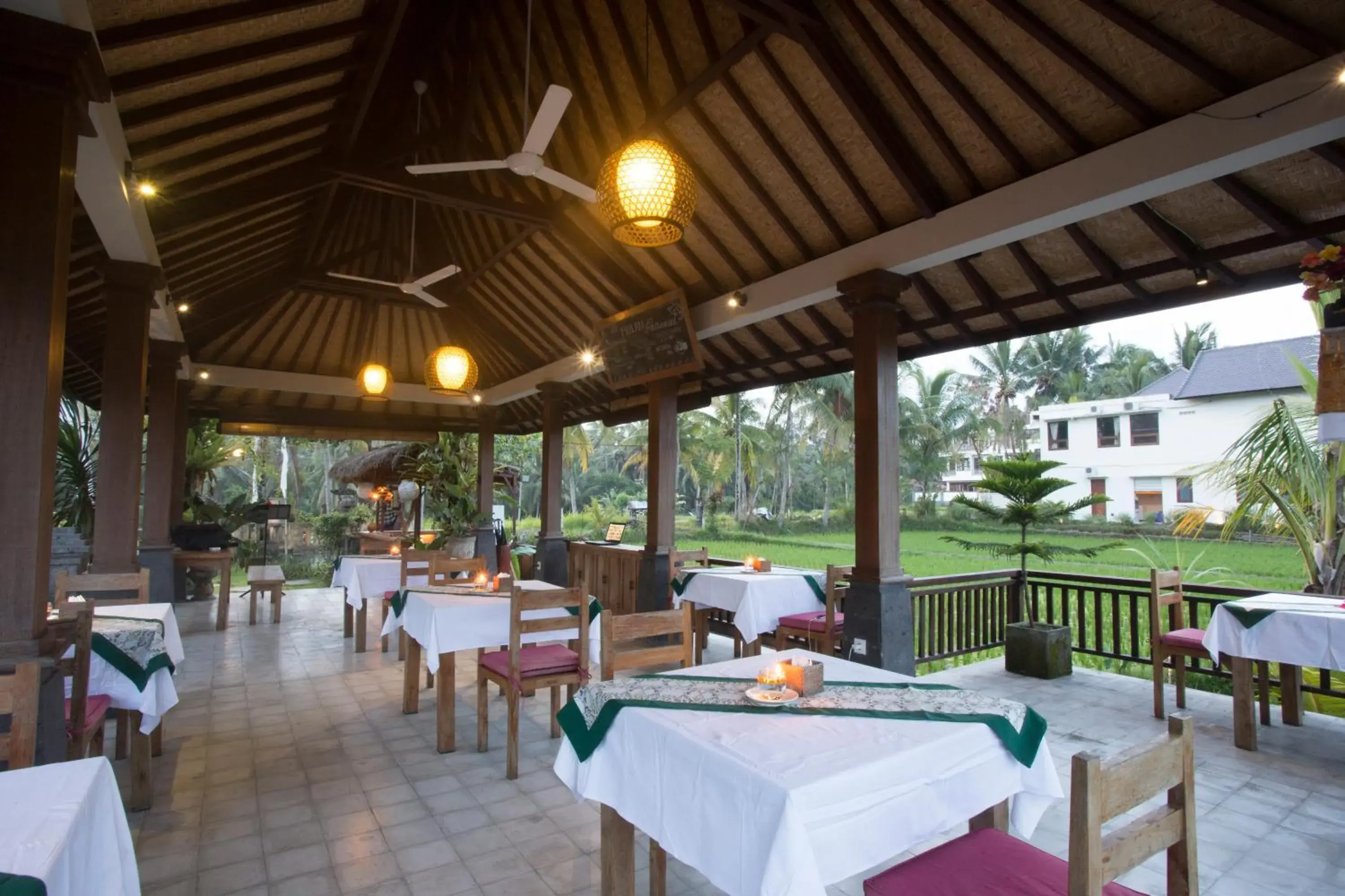 Restaurant/places to eat in Masia Villa Ubud Restaurant/places to eat in Masia Villa Ubud