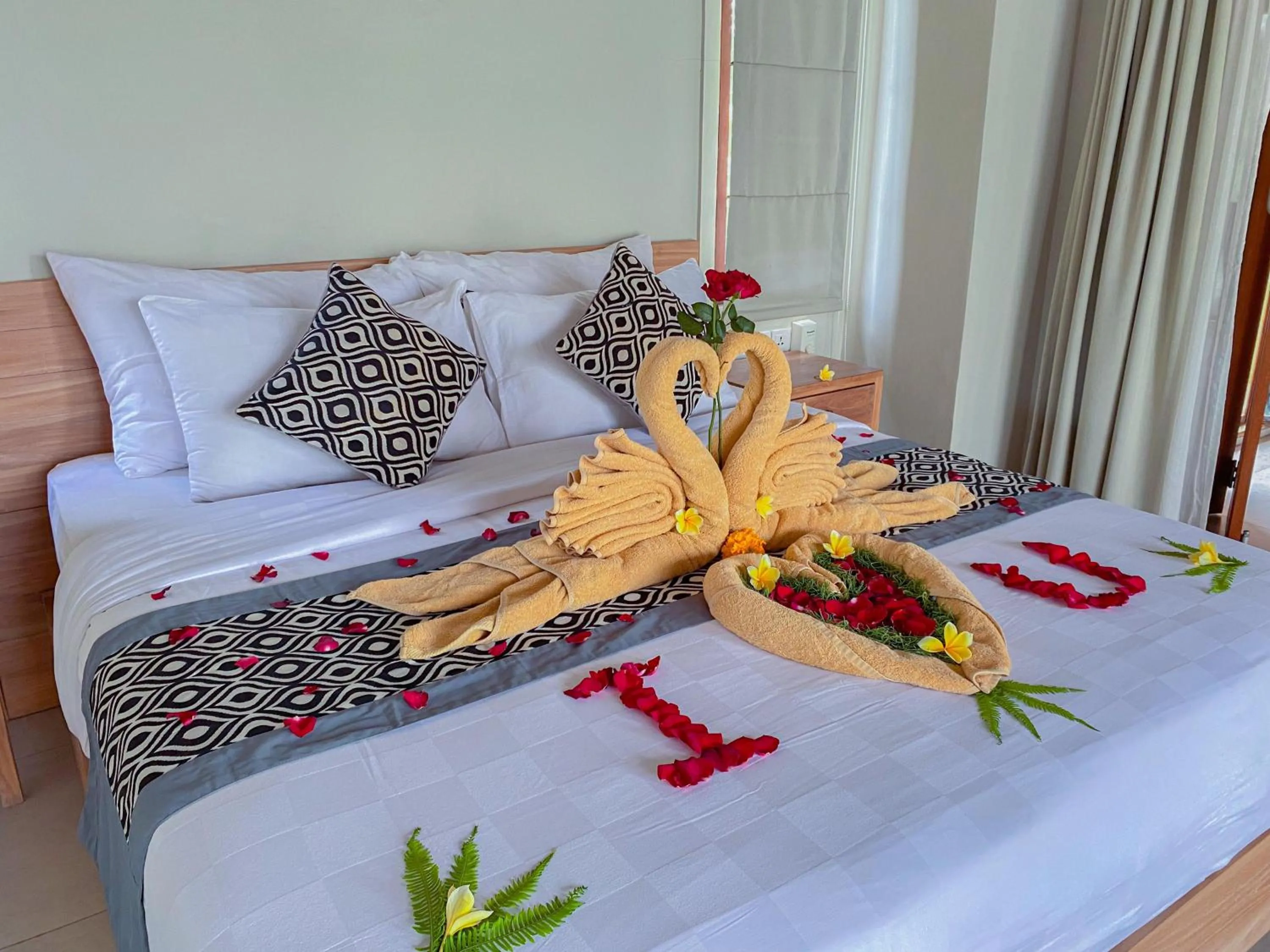 Bed in Masia Villa Ubud