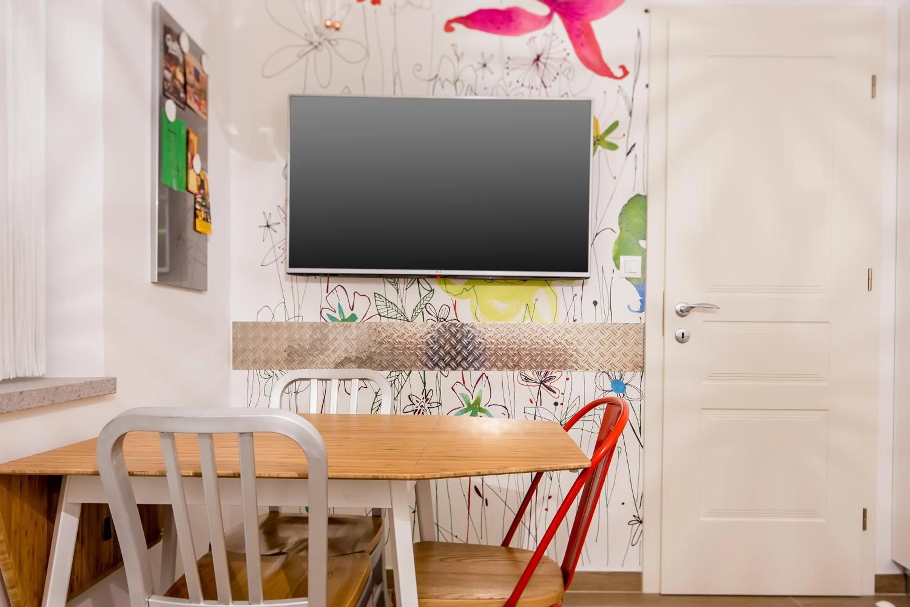 TV and multimedia in WH Apartments