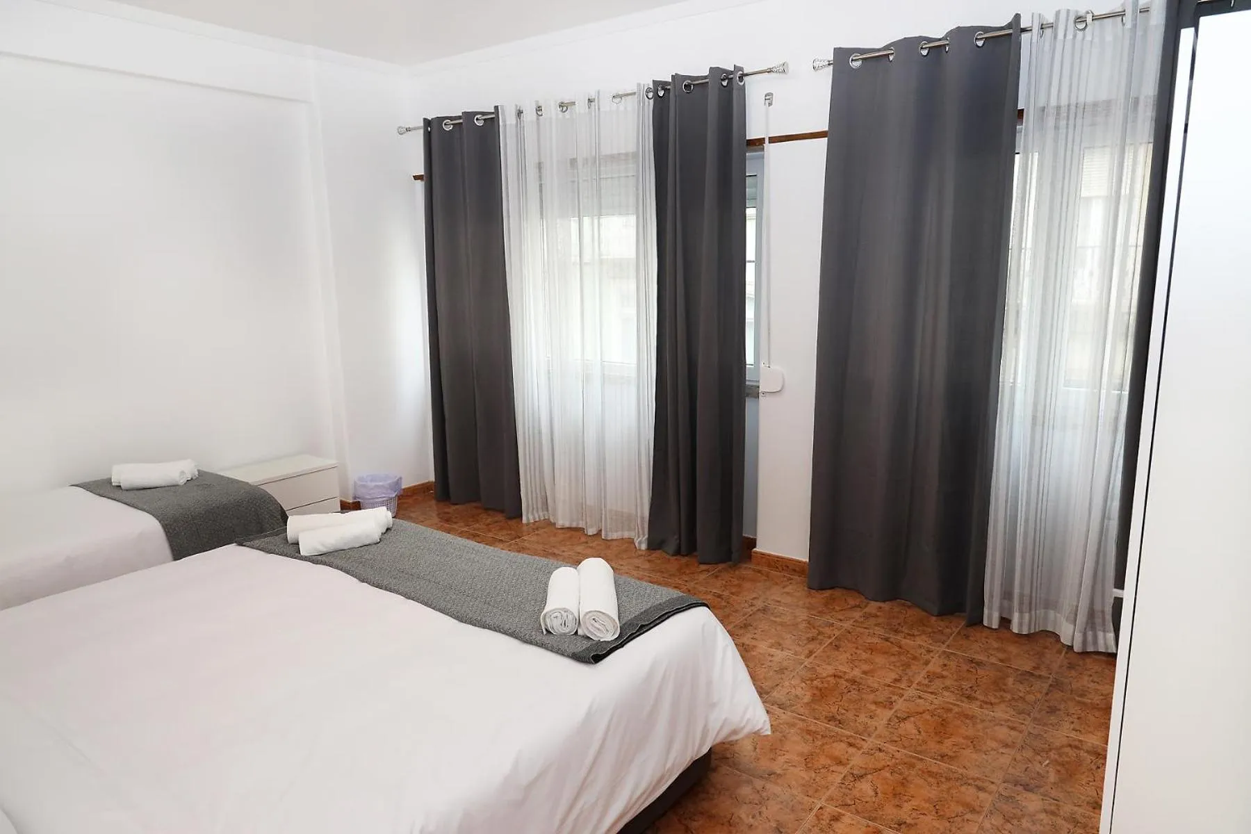 Other, Bed in lisbon Home host